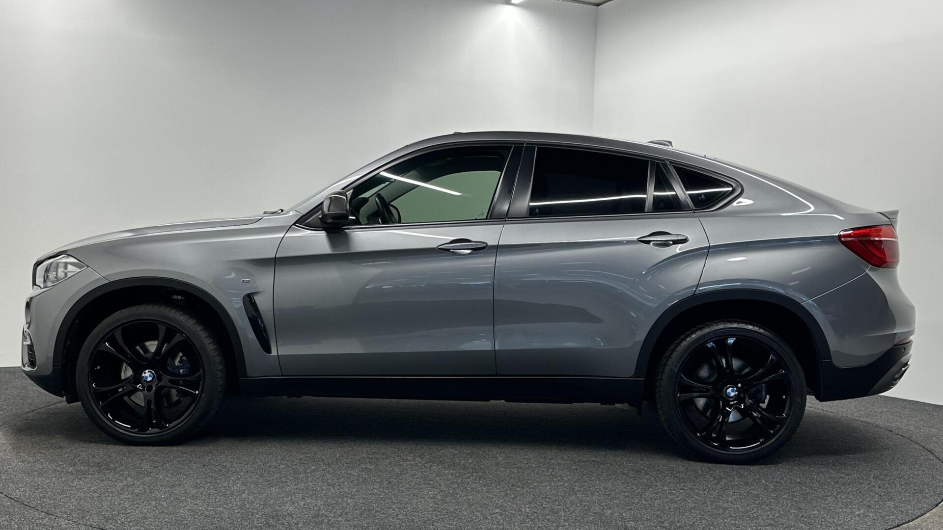 Foto van BMW X6 Xdrive40d