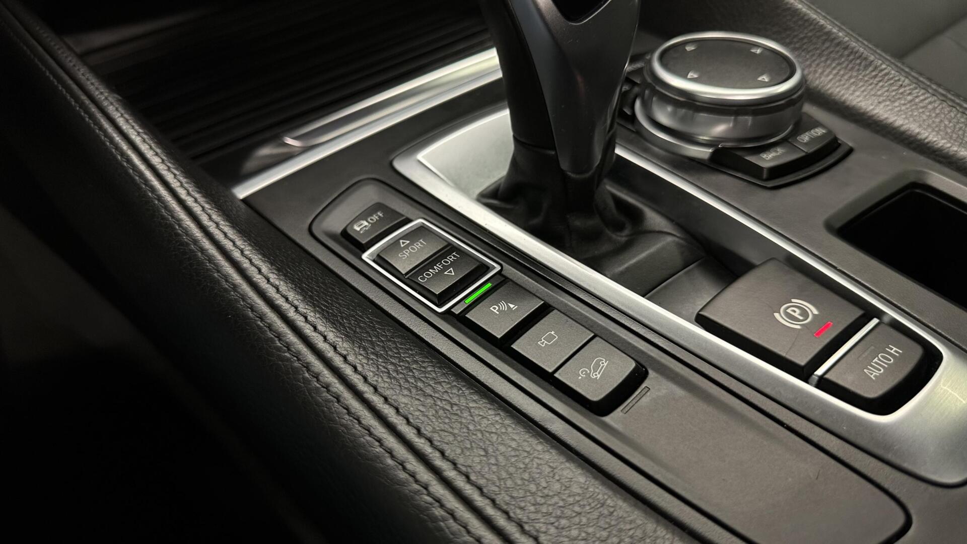 Foto van BMW X6 Xdrive40d