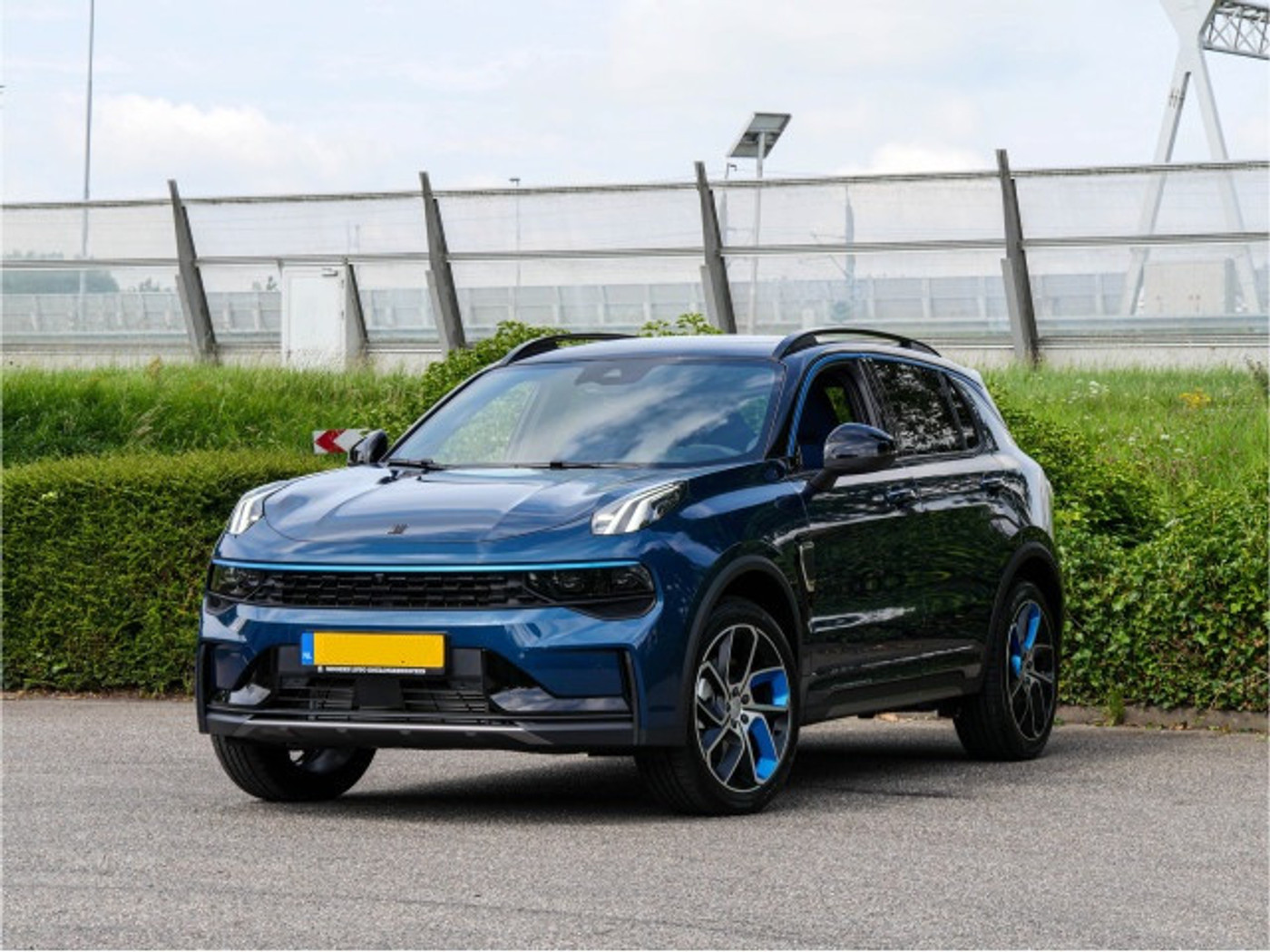 Foto van Lynk&co LYNK & Co 01