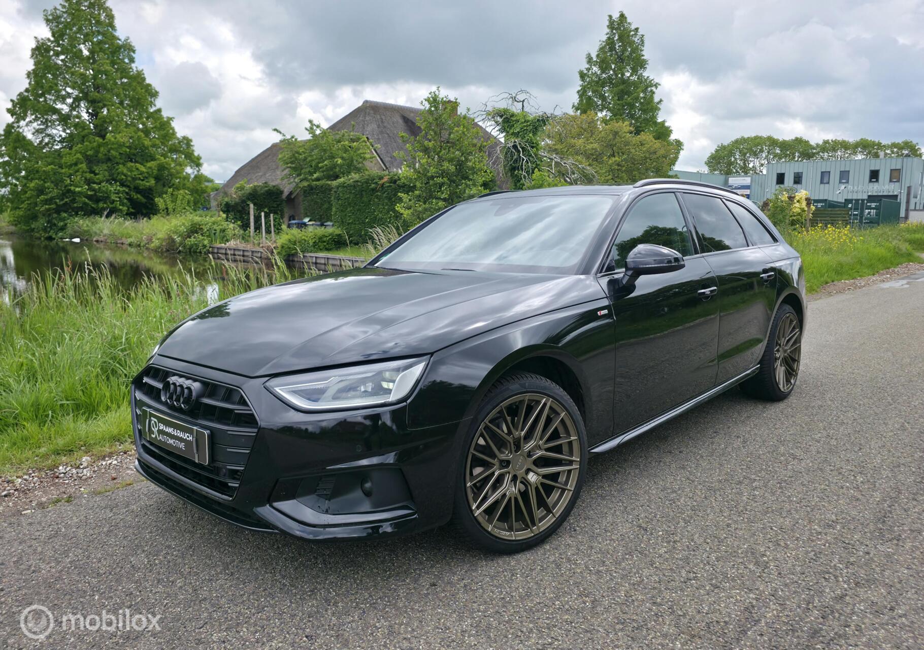 Audi A4 Avant 35 TFSI S-line / El. Trekh. / Navi / Leder 2021 - voorkant