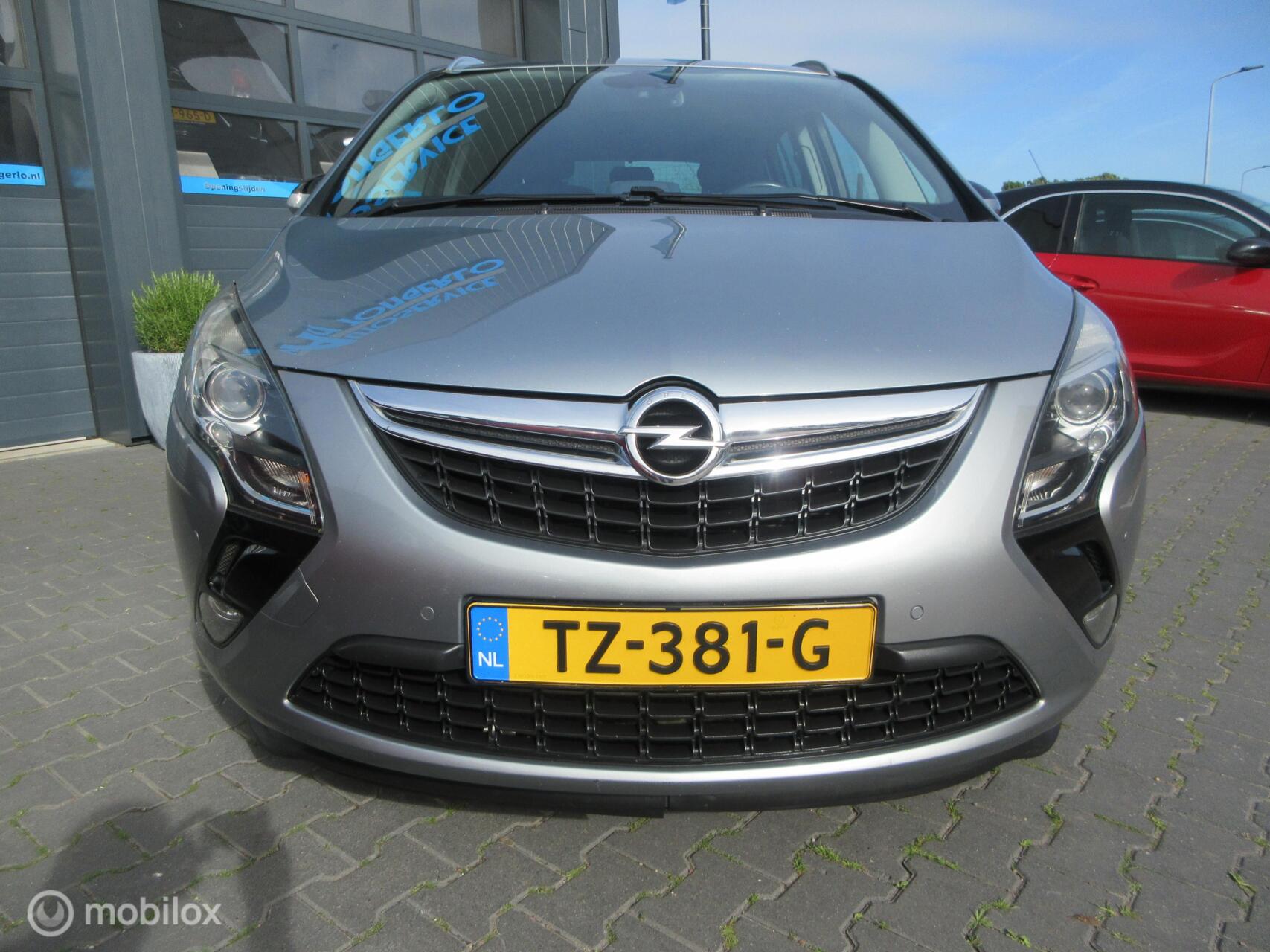 Foto van Opel Zafira Tourer