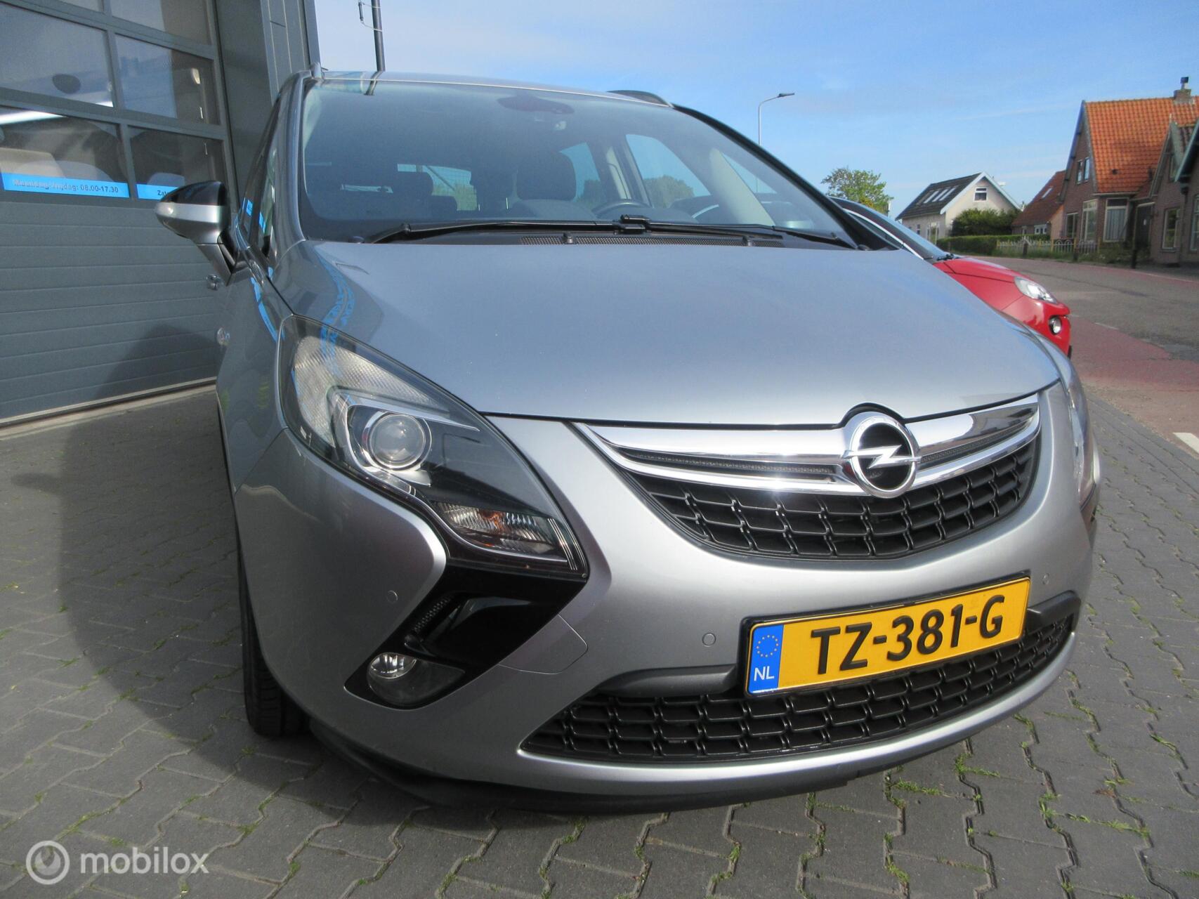 Foto van Opel Zafira Tourer