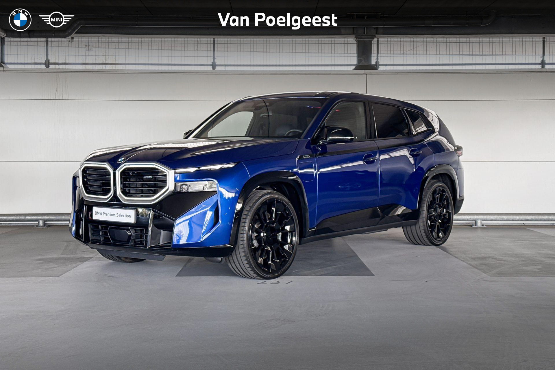 BMW XM 50e PHEV 50e 30 kWh 2025 - voorkant
