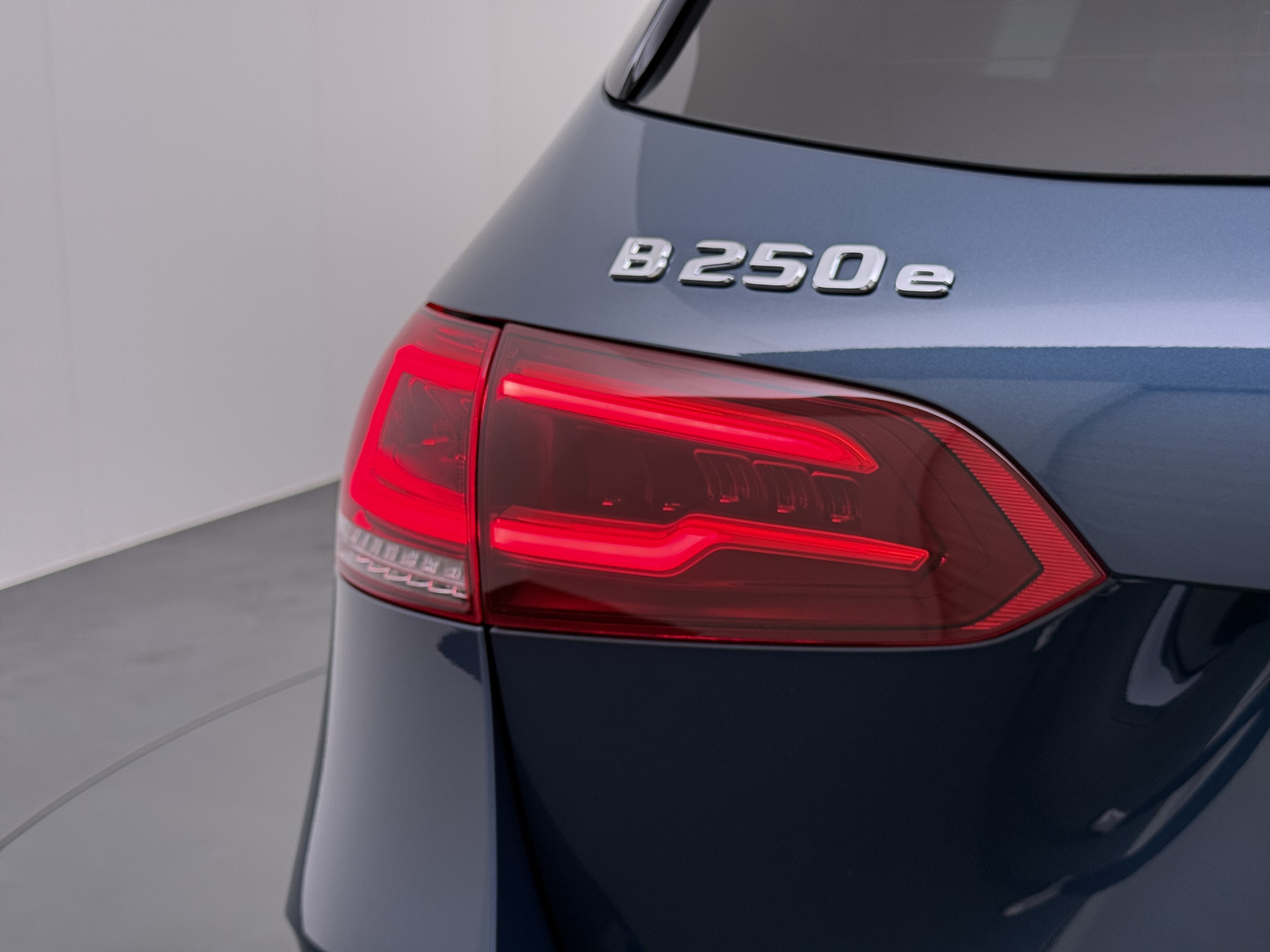 Foto van Mercedes-Benz B 250 E