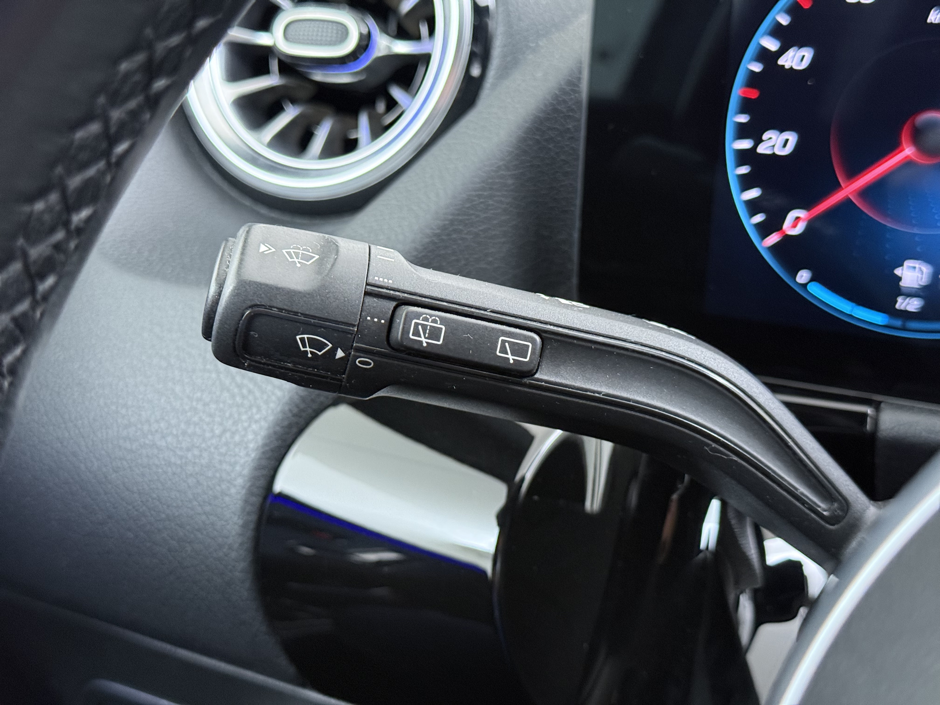 Foto van Mercedes-Benz B 250 E