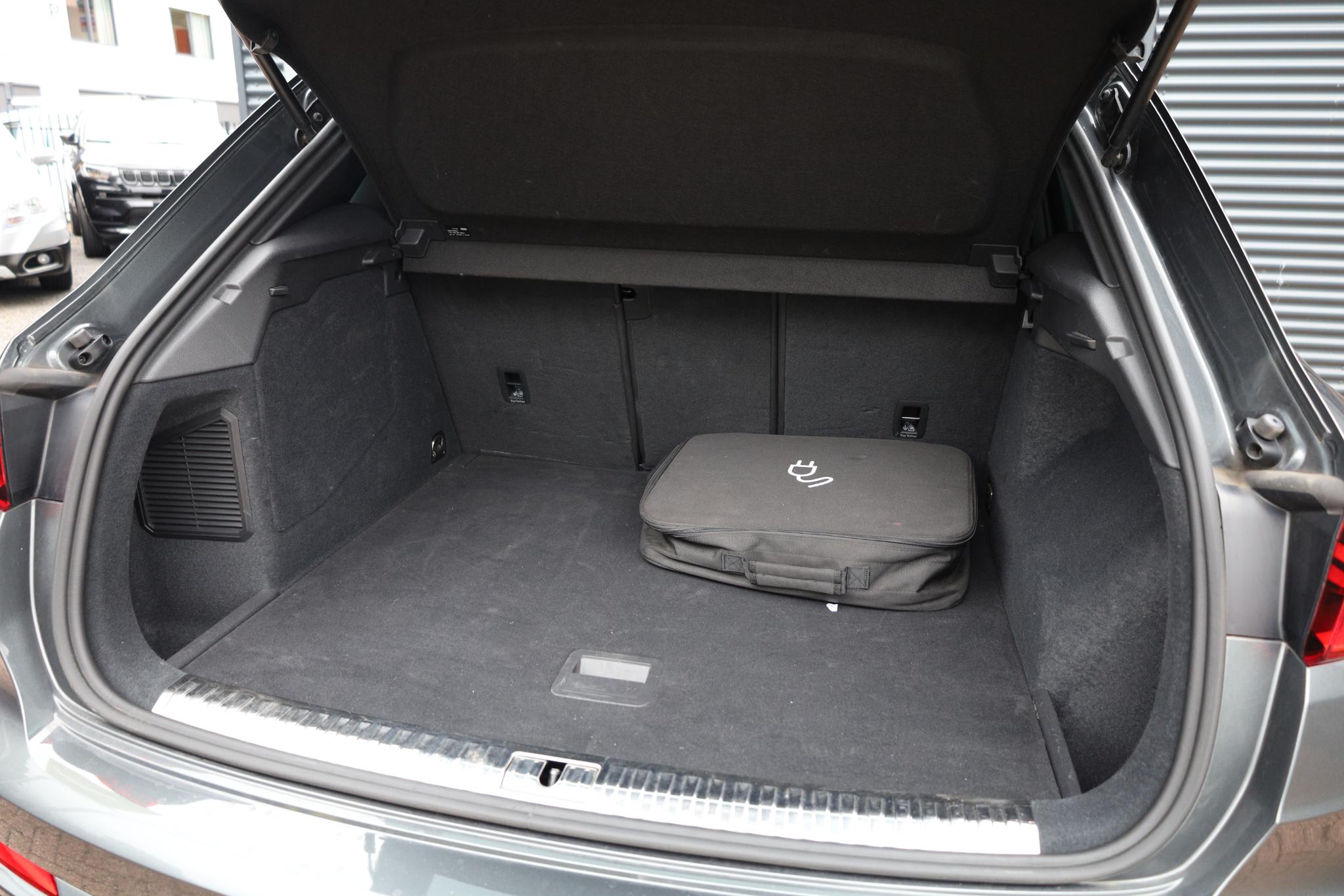 Foto van Audi Q3 E-tron
