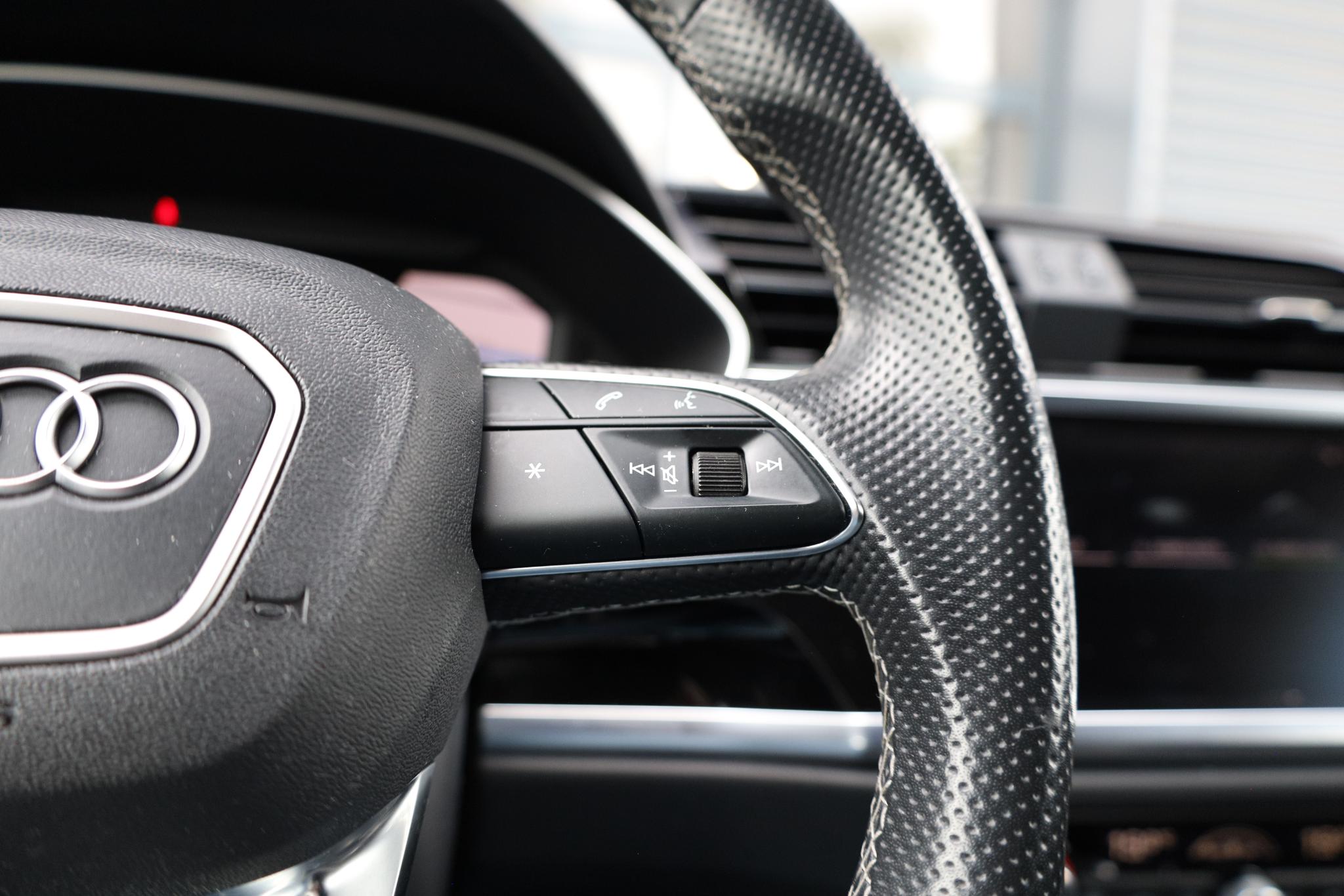 Foto van Audi Q3 E-tron