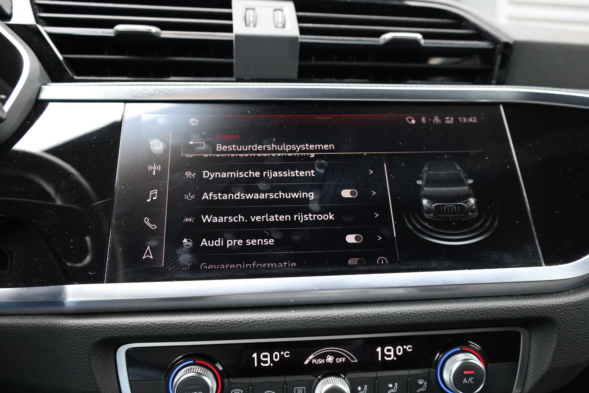 Foto van Audi Q3 E-tron