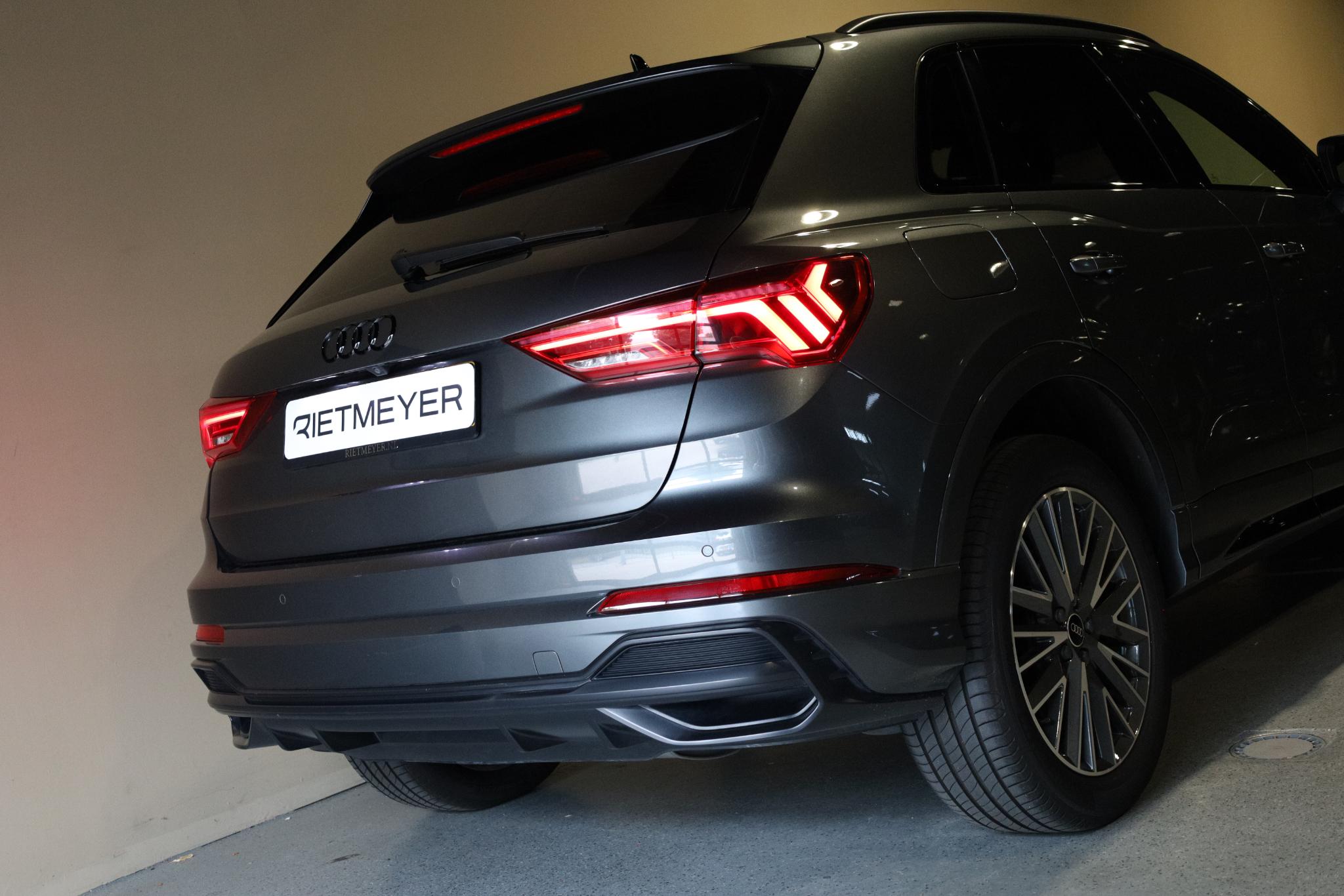 Foto van Audi Q3 E-tron