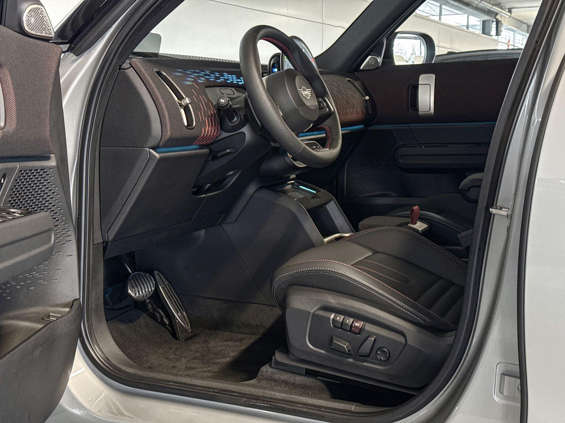 Foto van Mini JCW Countryman All4