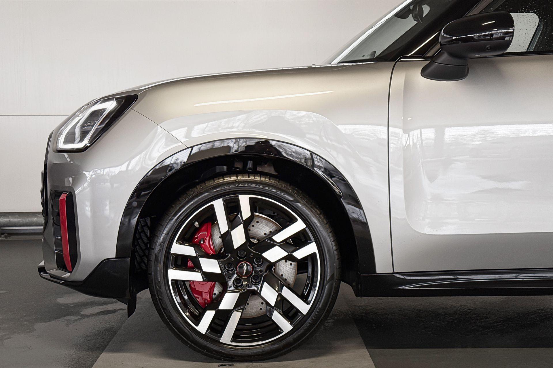 Foto van Mini JCW Countryman All4