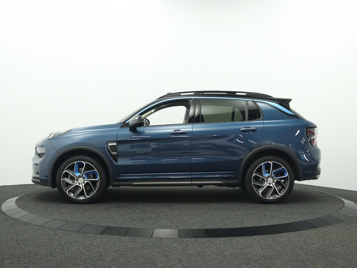 Foto van Lynk&co LYNK & Co 01