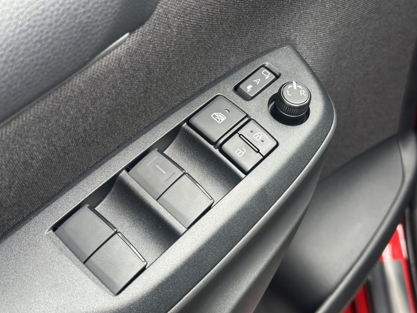 Foto van Mazda 2 Hybrid