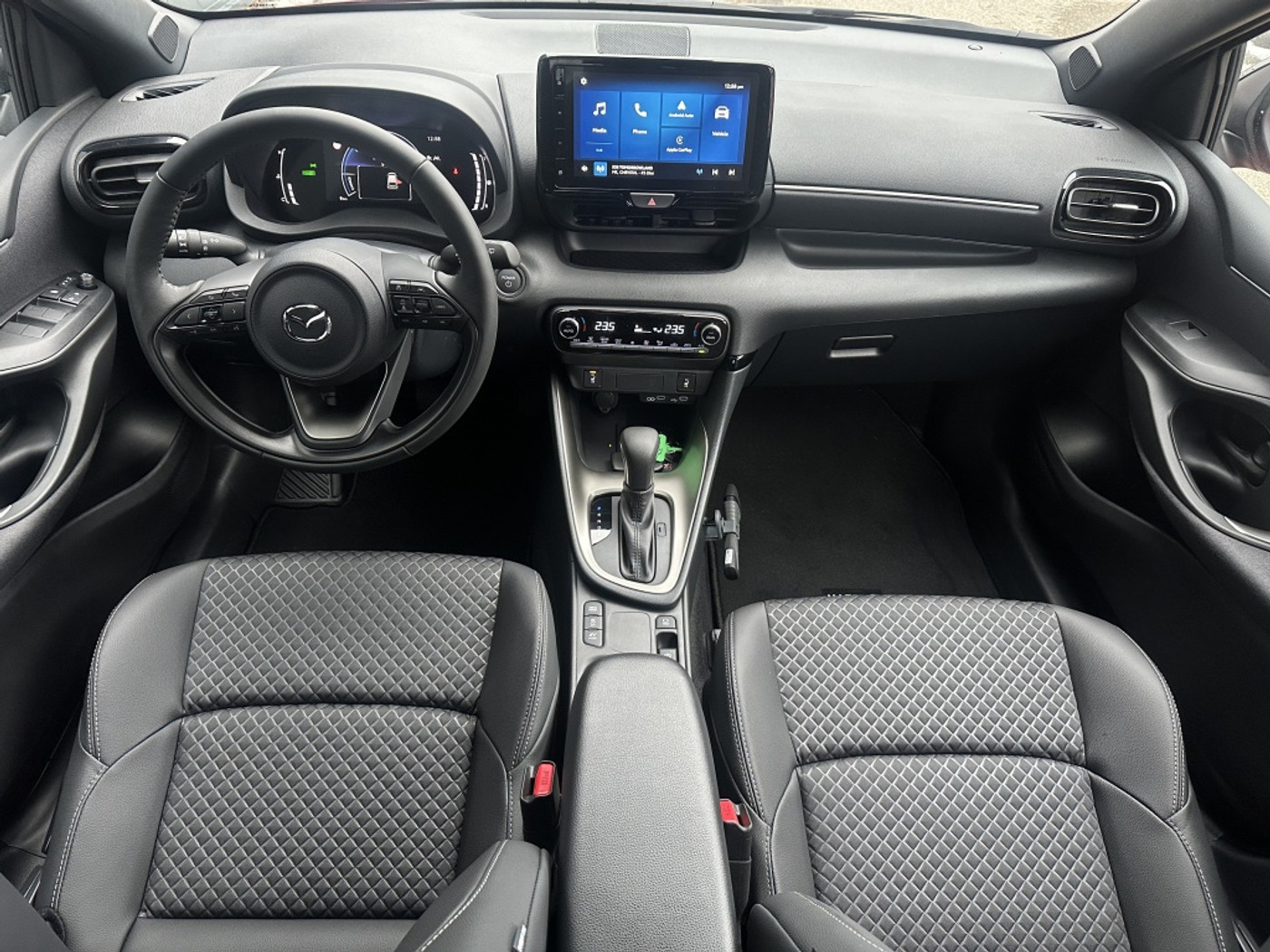 Foto van Mazda 2 Hybrid