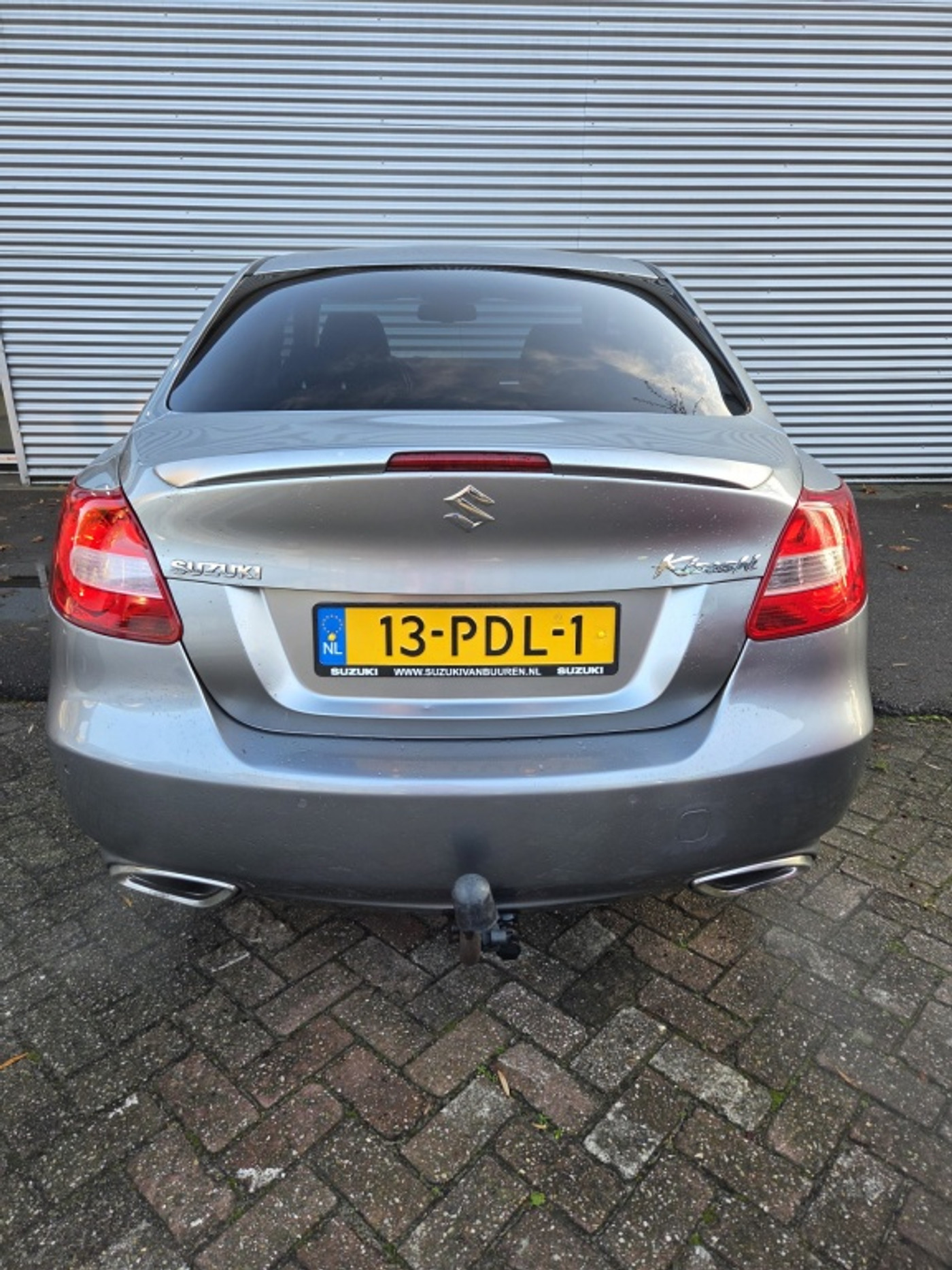 Foto van Suzuki Kizashi