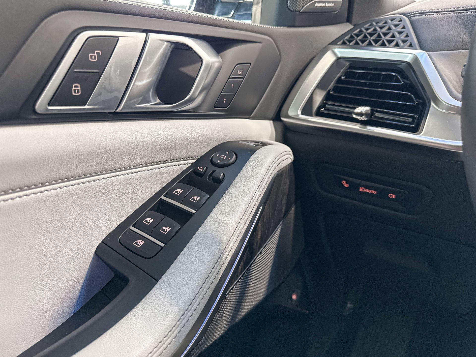 Foto van BMW X5 Xdrive50e