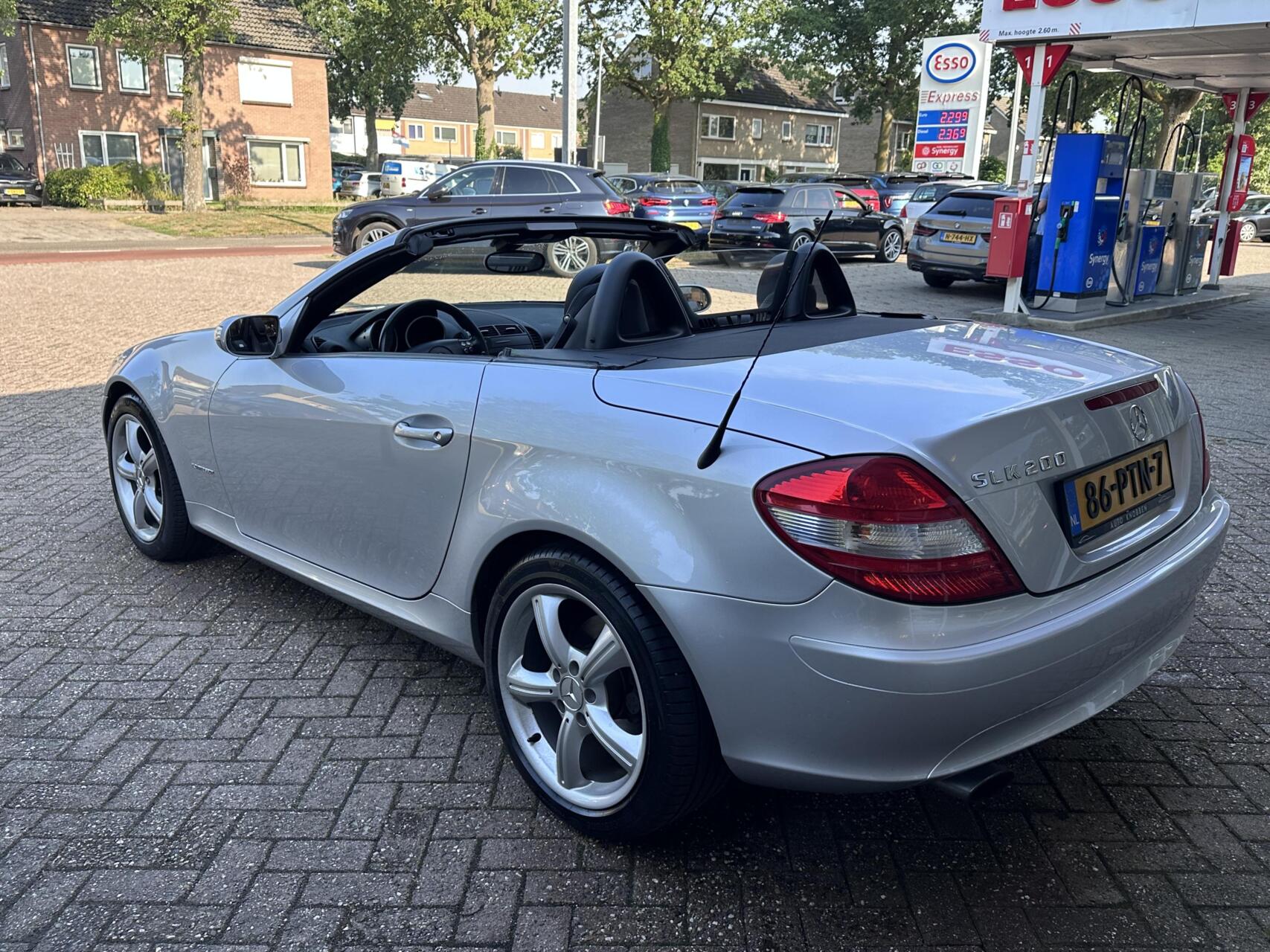 Foto van Mercedes-Benz SLK 200 Kompressor