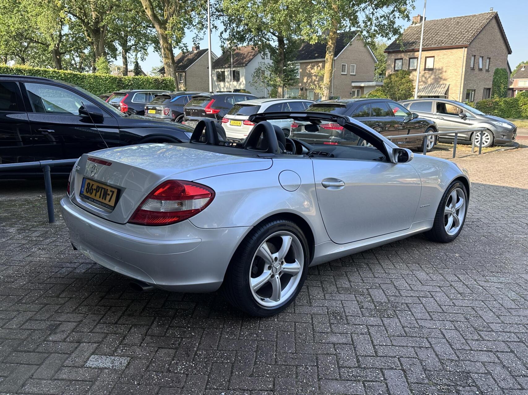 Foto van Mercedes-Benz SLK 200 Kompressor