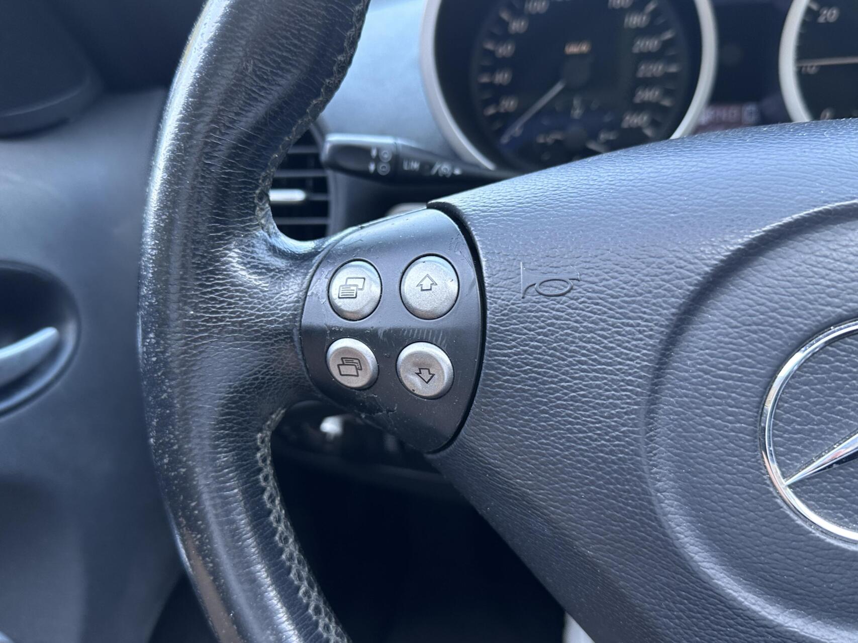 Foto van Mercedes-Benz SLK 200 Kompressor