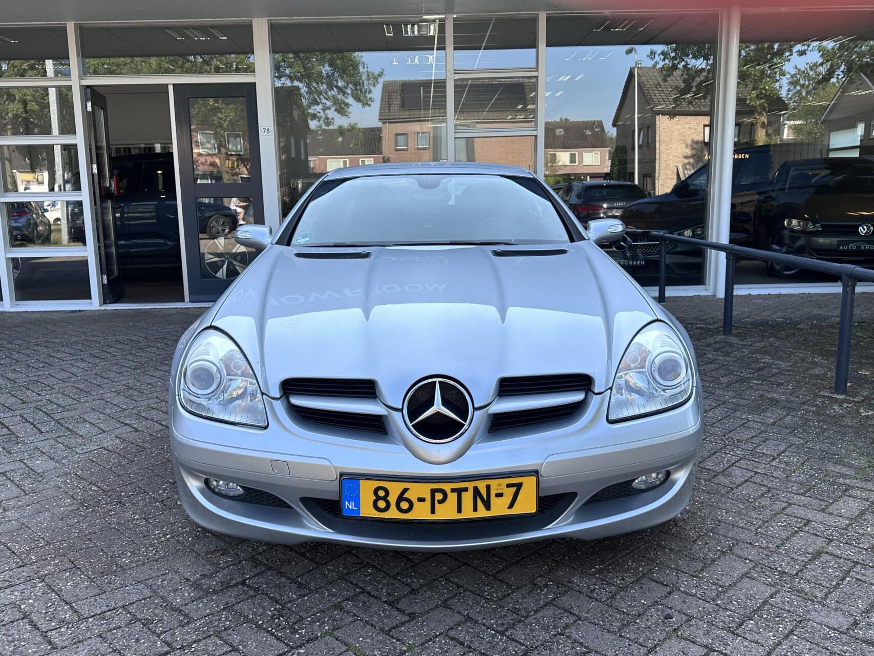 Foto van Mercedes-Benz SLK 200 Kompressor