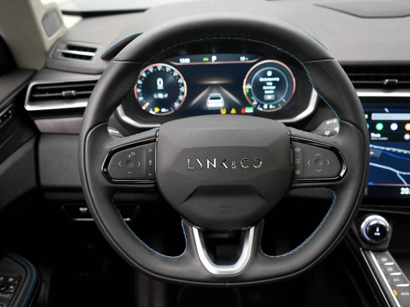 Foto van Lynk&co LYNK & Co 01