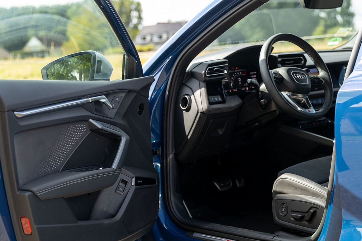Foto van Audi S3 Limousine