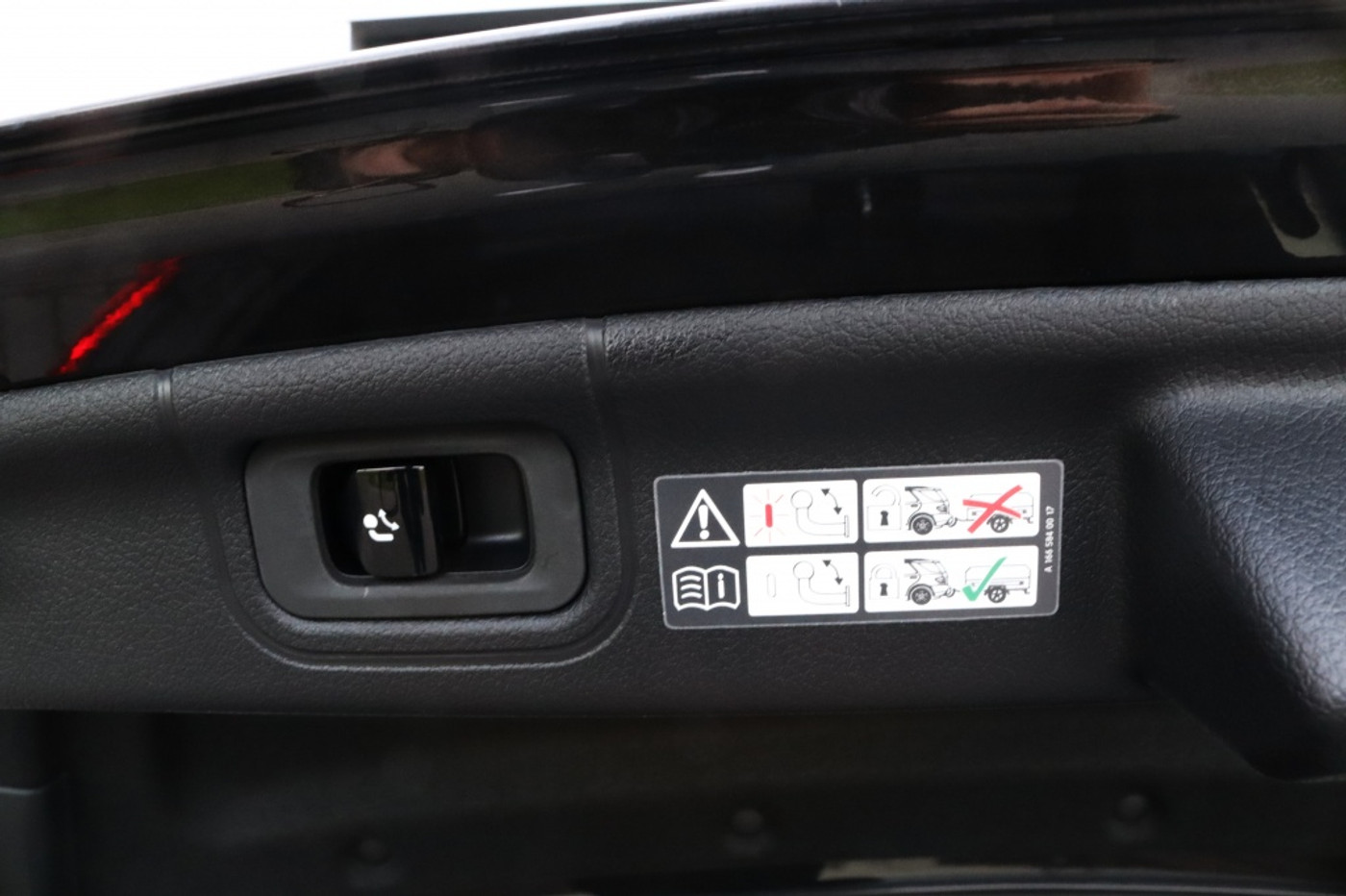 Foto van Mercedes-Benz C 300 E