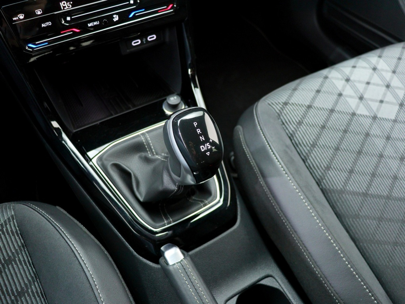 Foto van Volkswagen T-cross