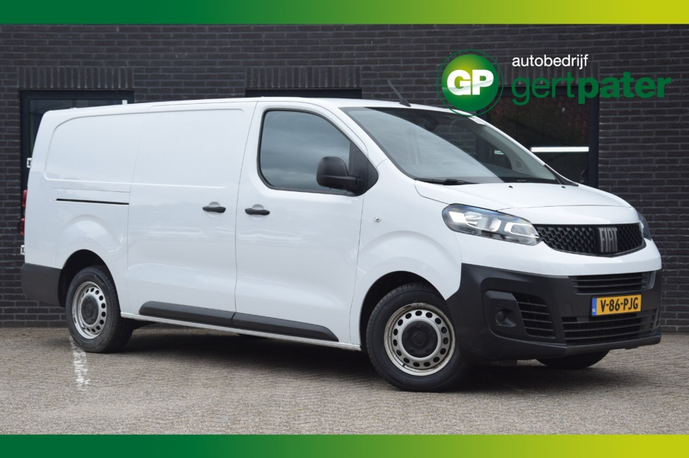 Fiat Scudo 1.5 Multijet L3H1 Airco/Cruise/PDC/Carplay/3-Persoons 2023 - voorkant
