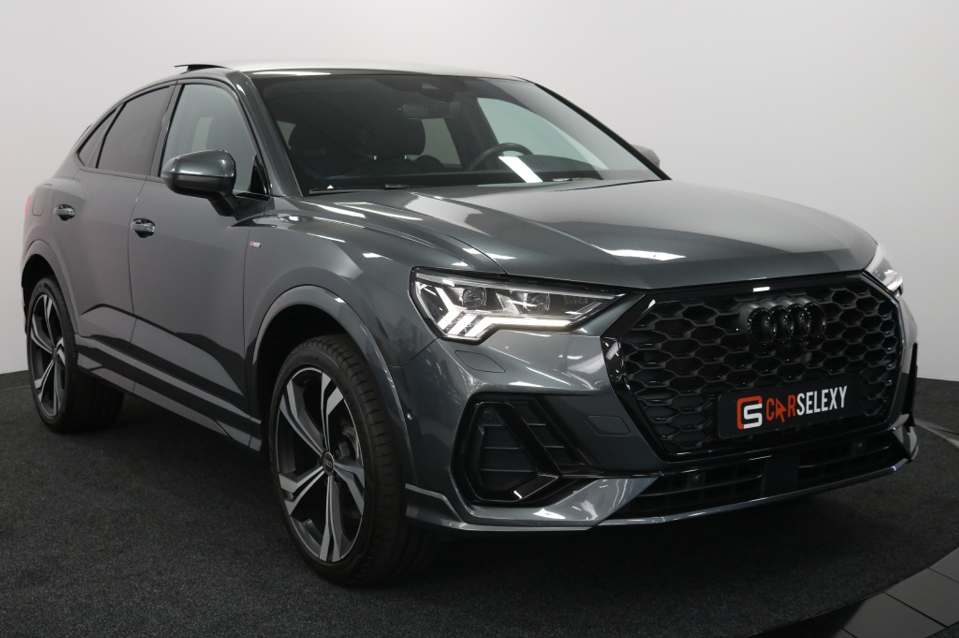 Foto van Audi Q3 Sportback E-tron