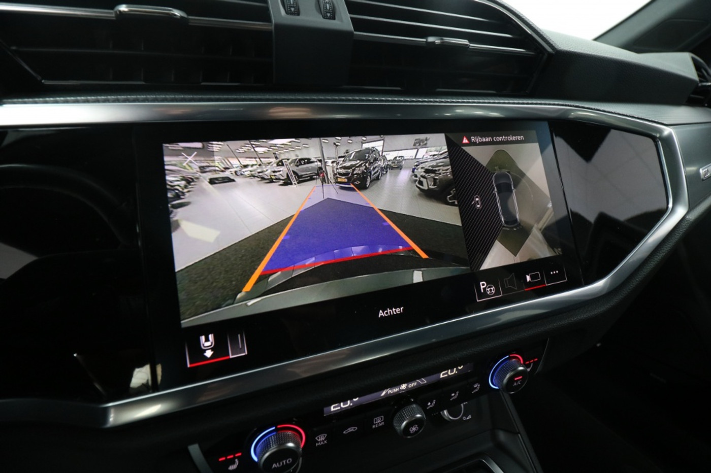 Foto van Audi Q3 Sportback E-tron