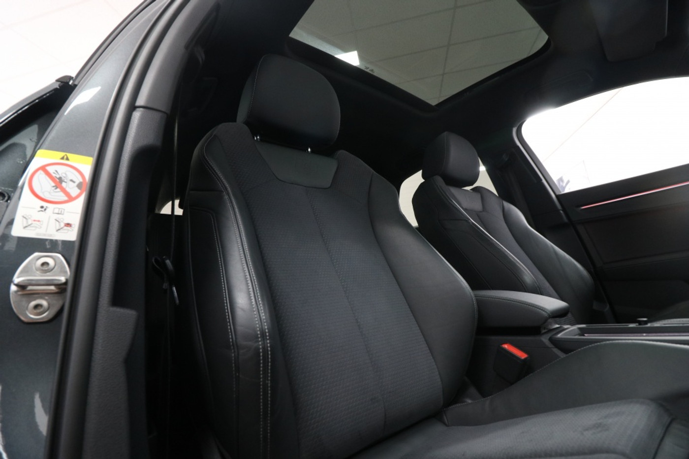 Foto van Audi Q3 Sportback E-tron