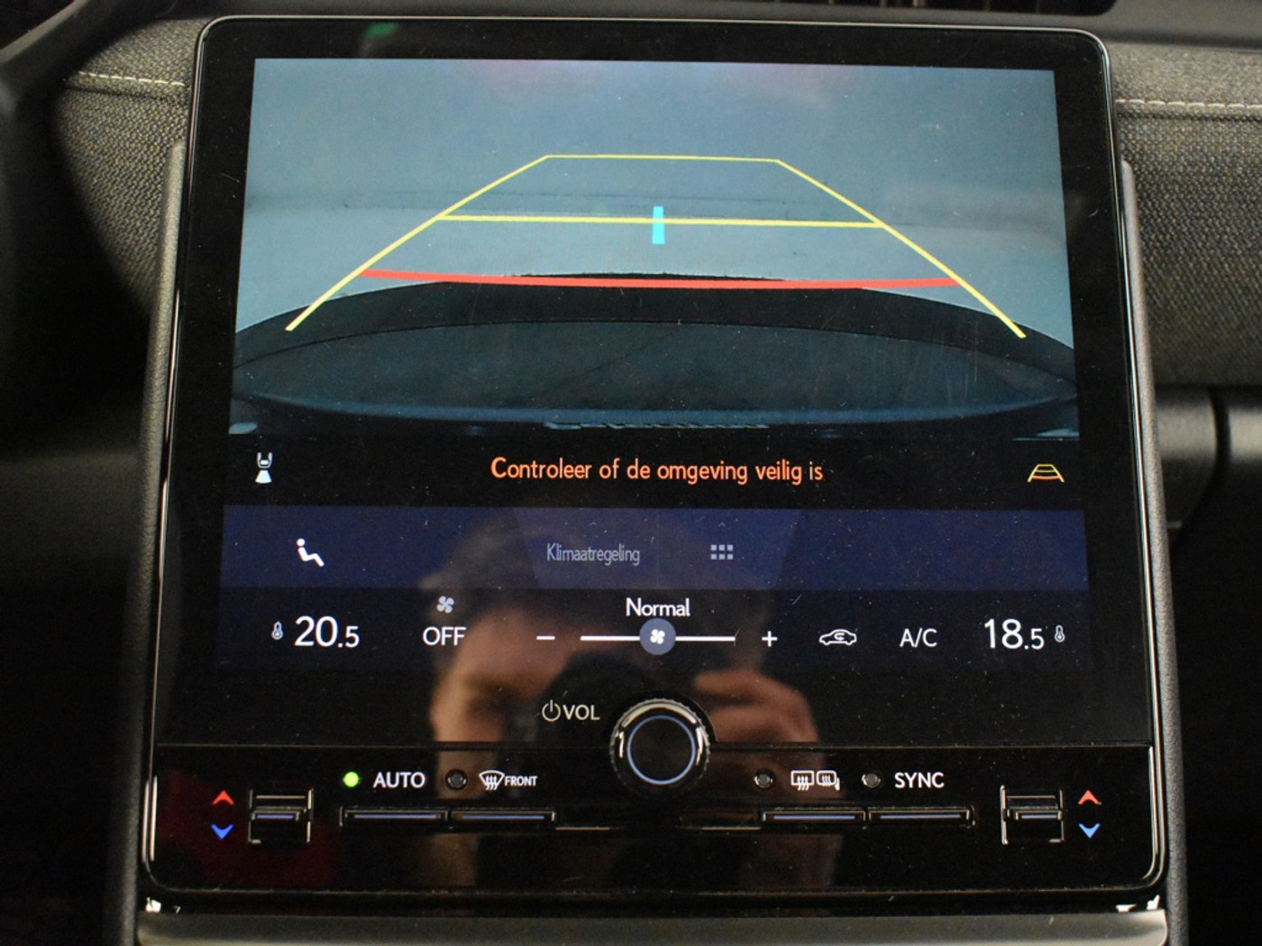 Foto van Lexus Lexus LBX