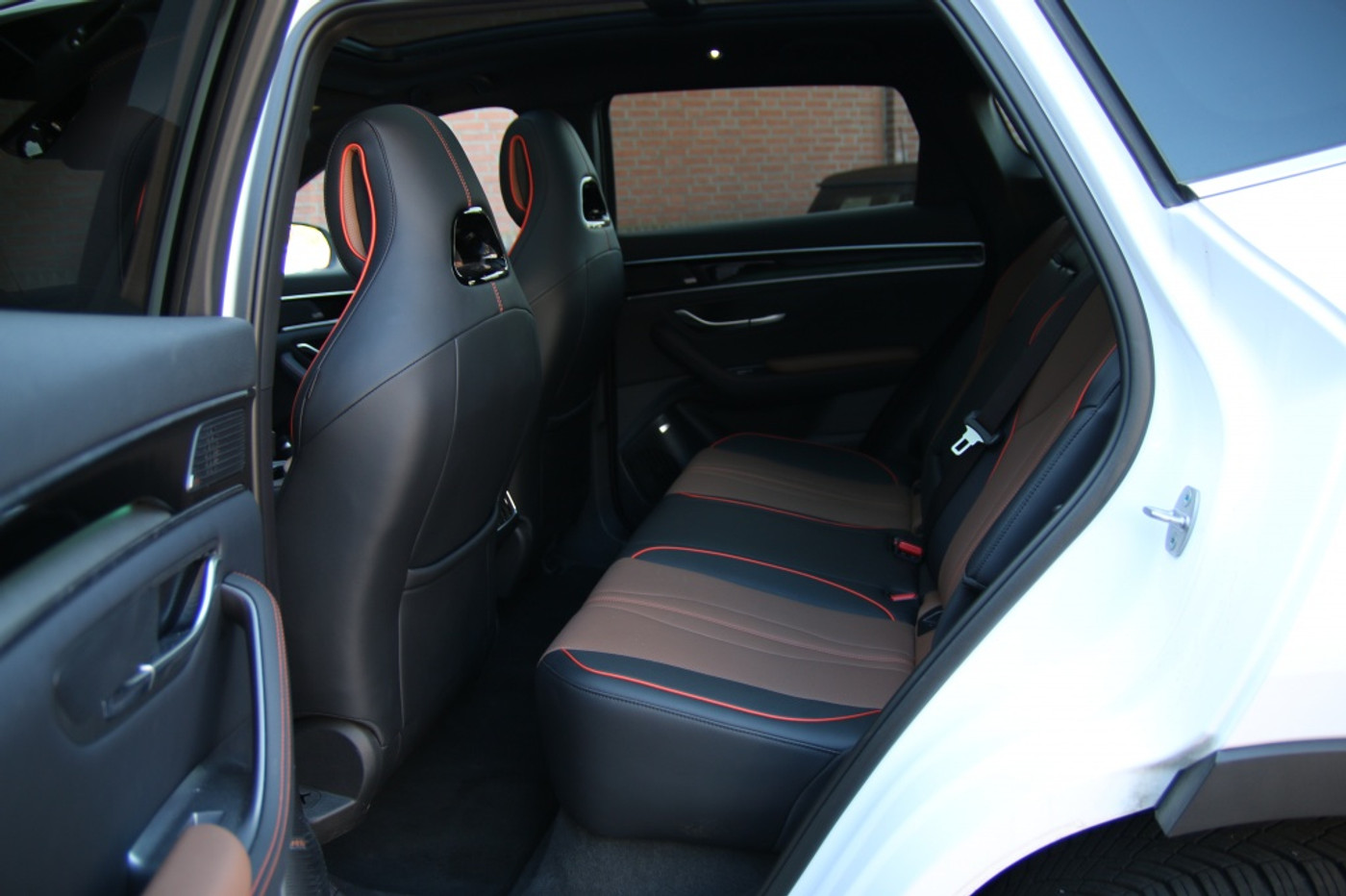 Foto van BYD BYD Seal U Dm-i