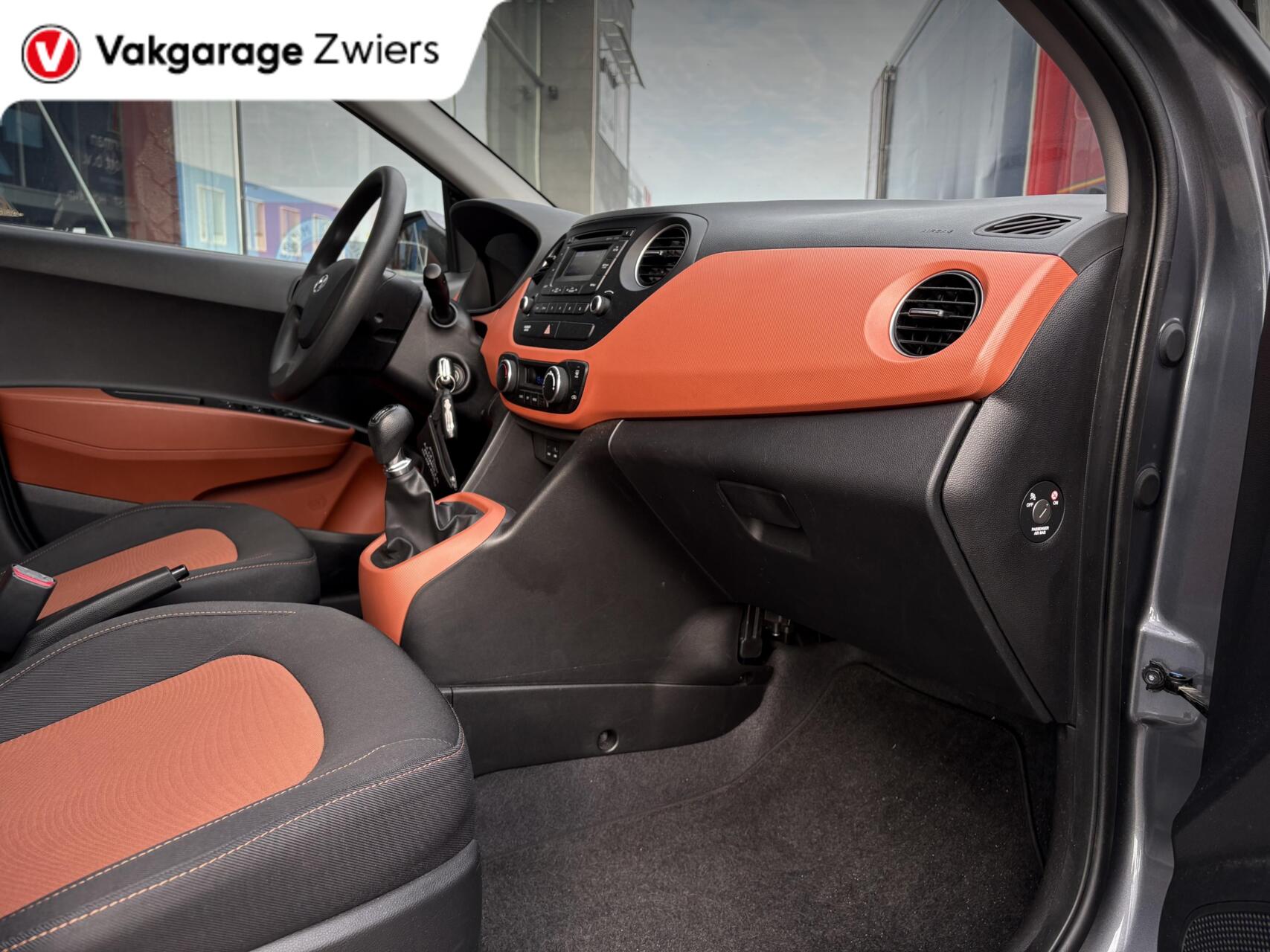 Foto van Hyundai I10