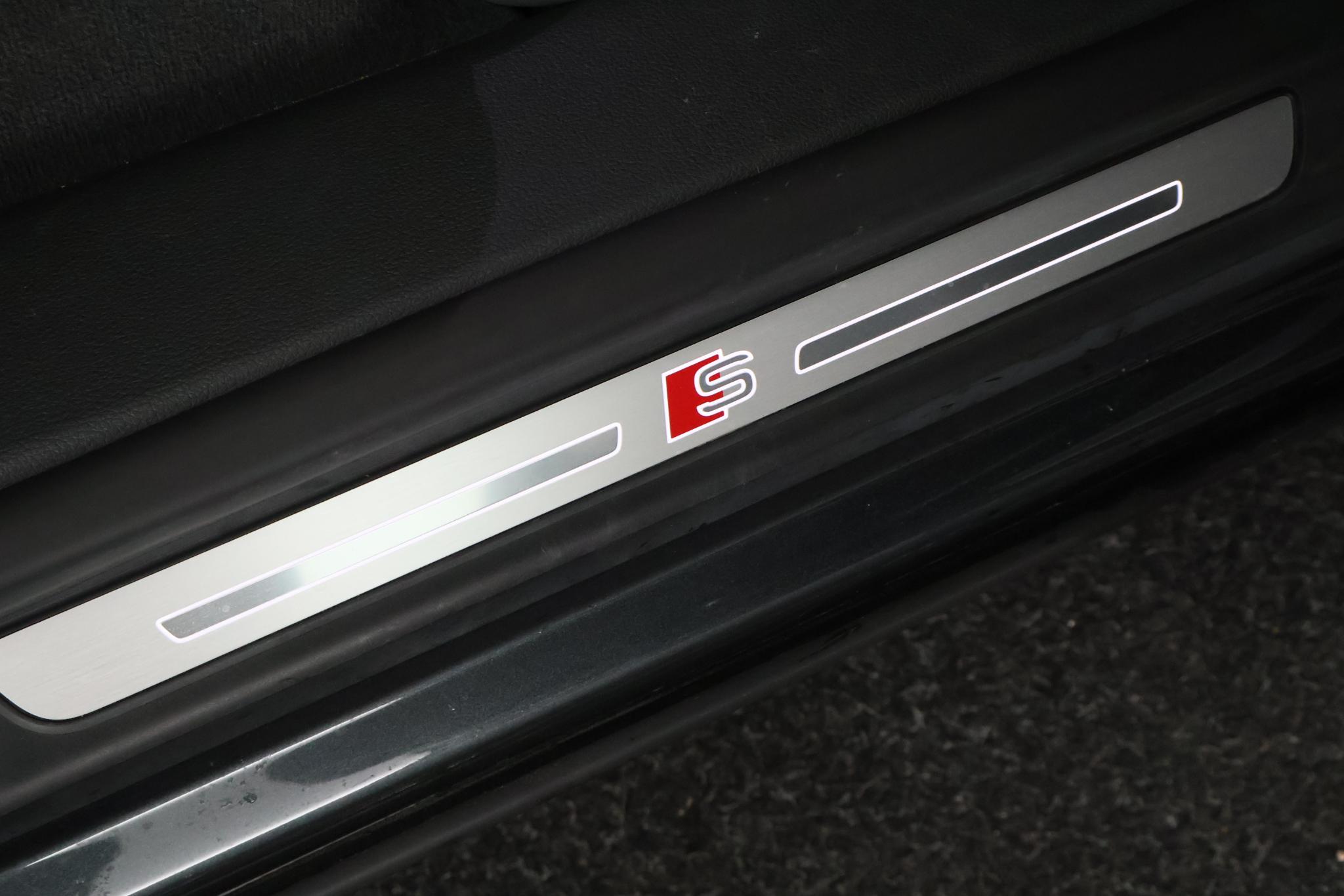 Foto van Audi Q8