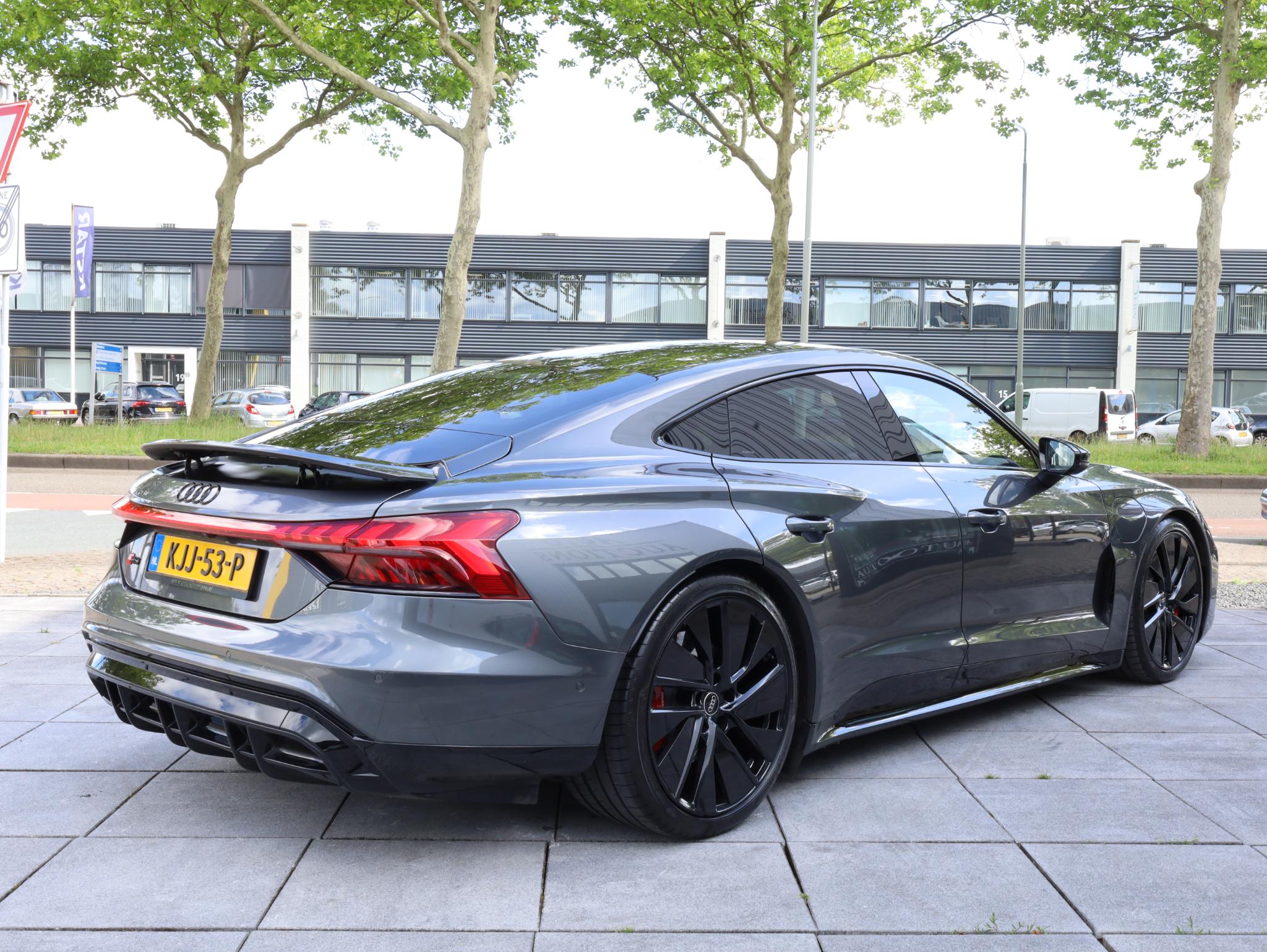 Foto van Audi RS E-tron GT