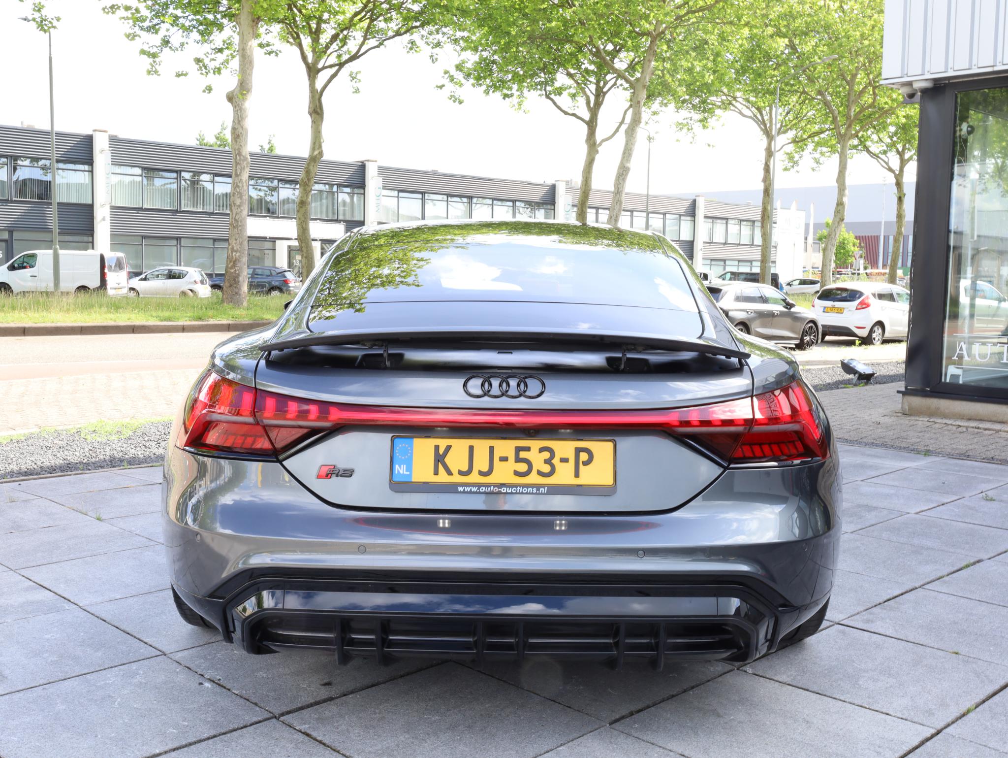 Foto van Audi RS E-tron GT