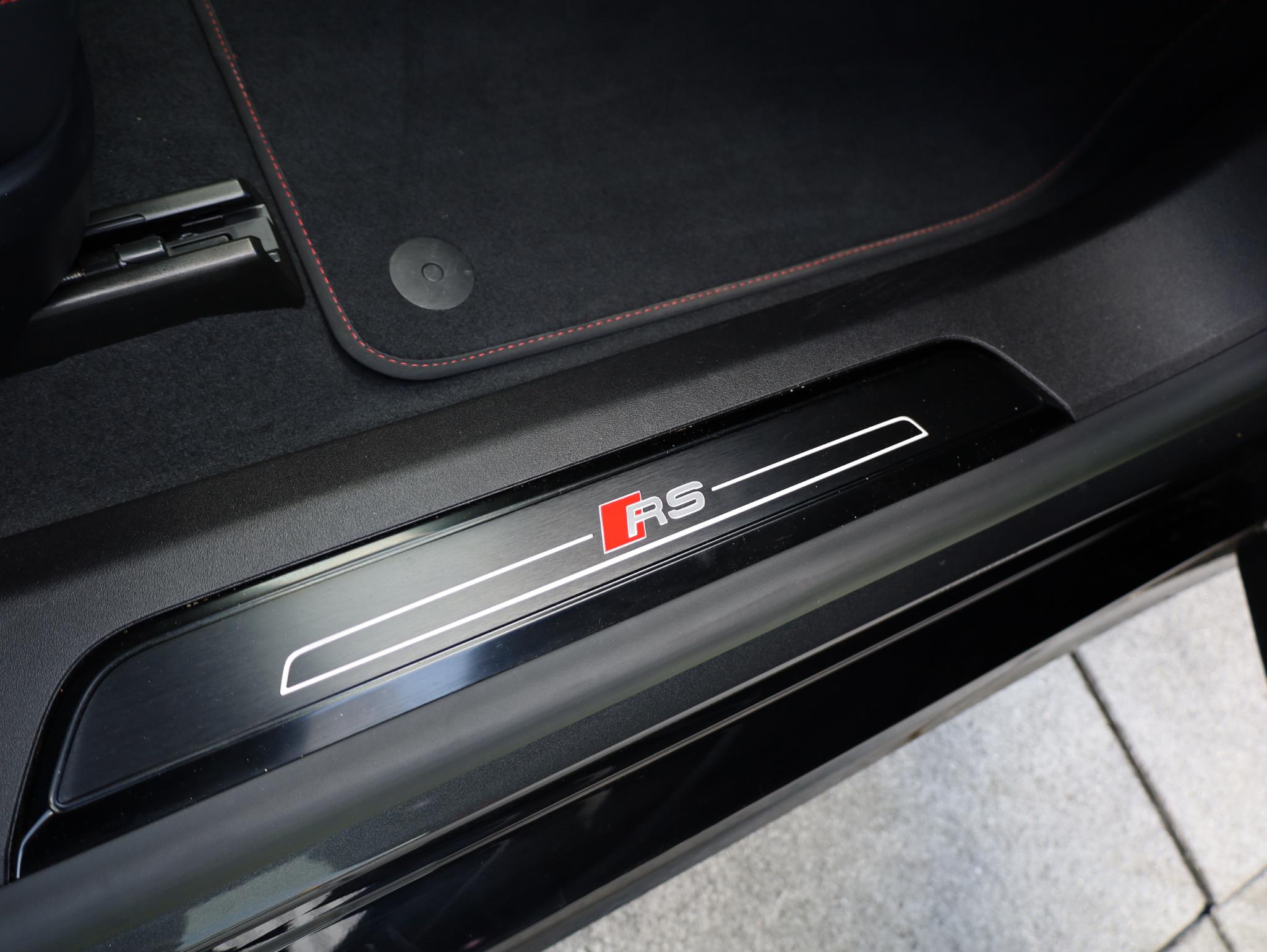 Foto van Audi RS E-tron GT
