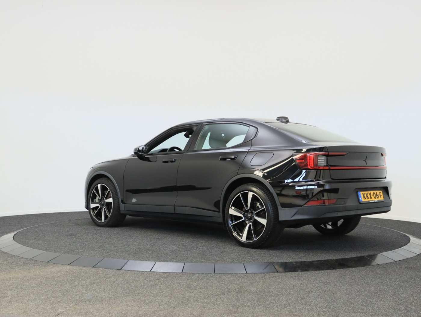 Foto van Polestar Polestar 2