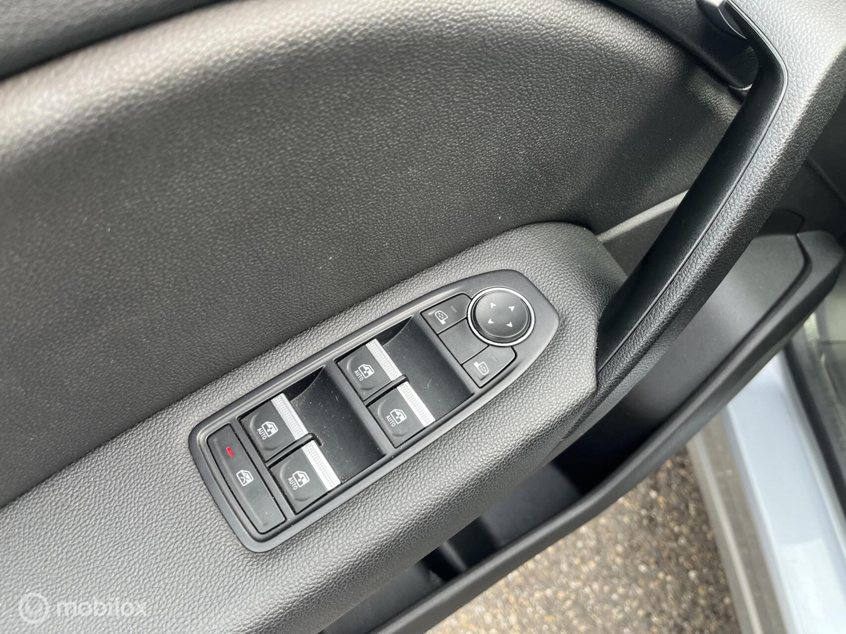Foto van Renault Captur (e-tech Plug-in Hybrid)