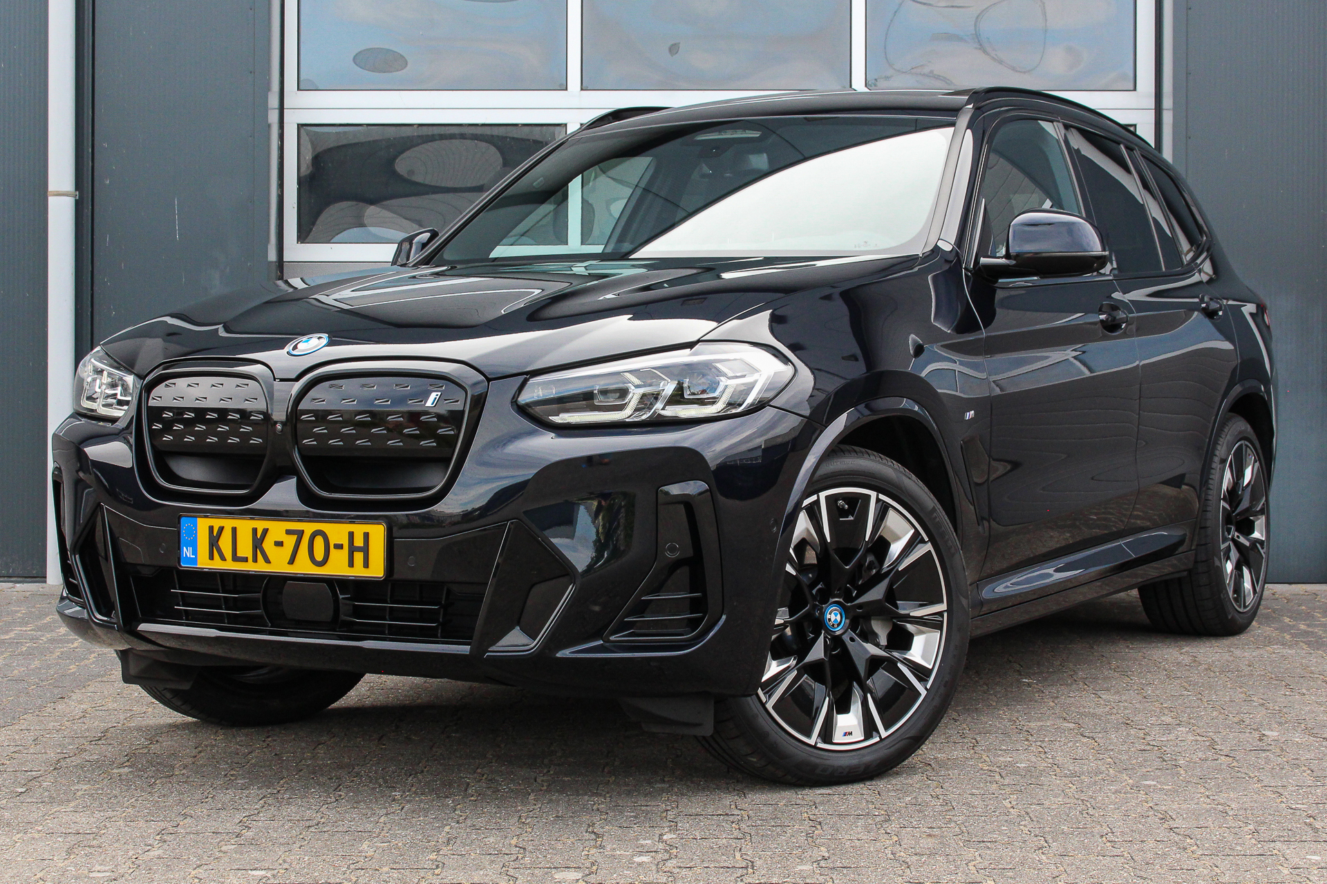 Foto van BMW Ix3