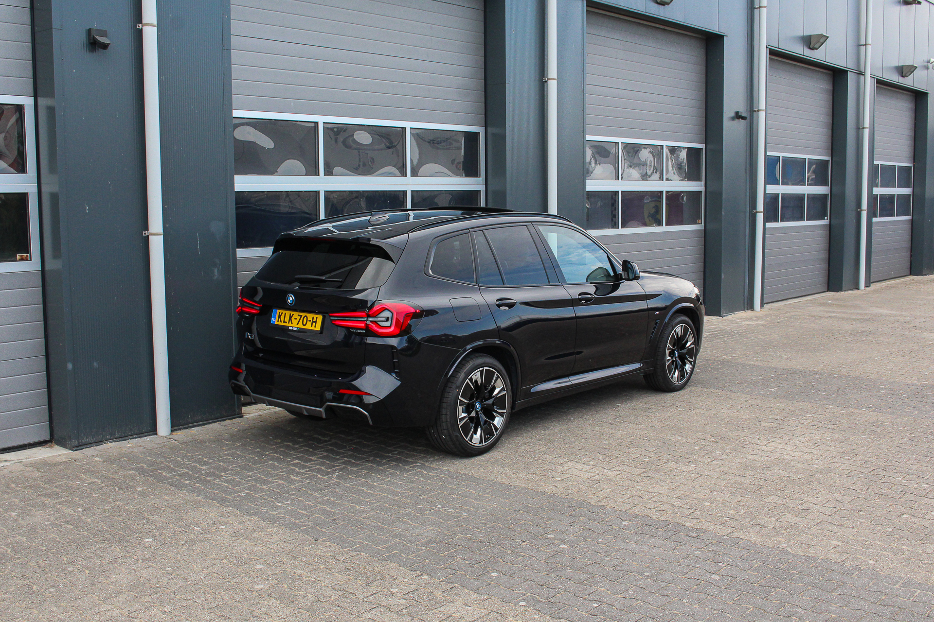 Foto van BMW Ix3
