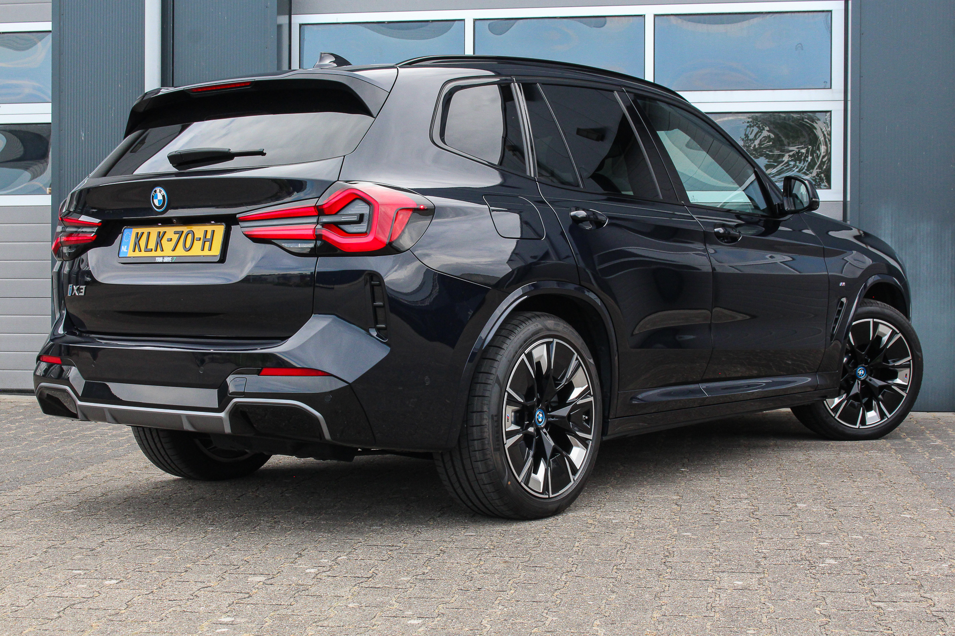 Foto van BMW Ix3