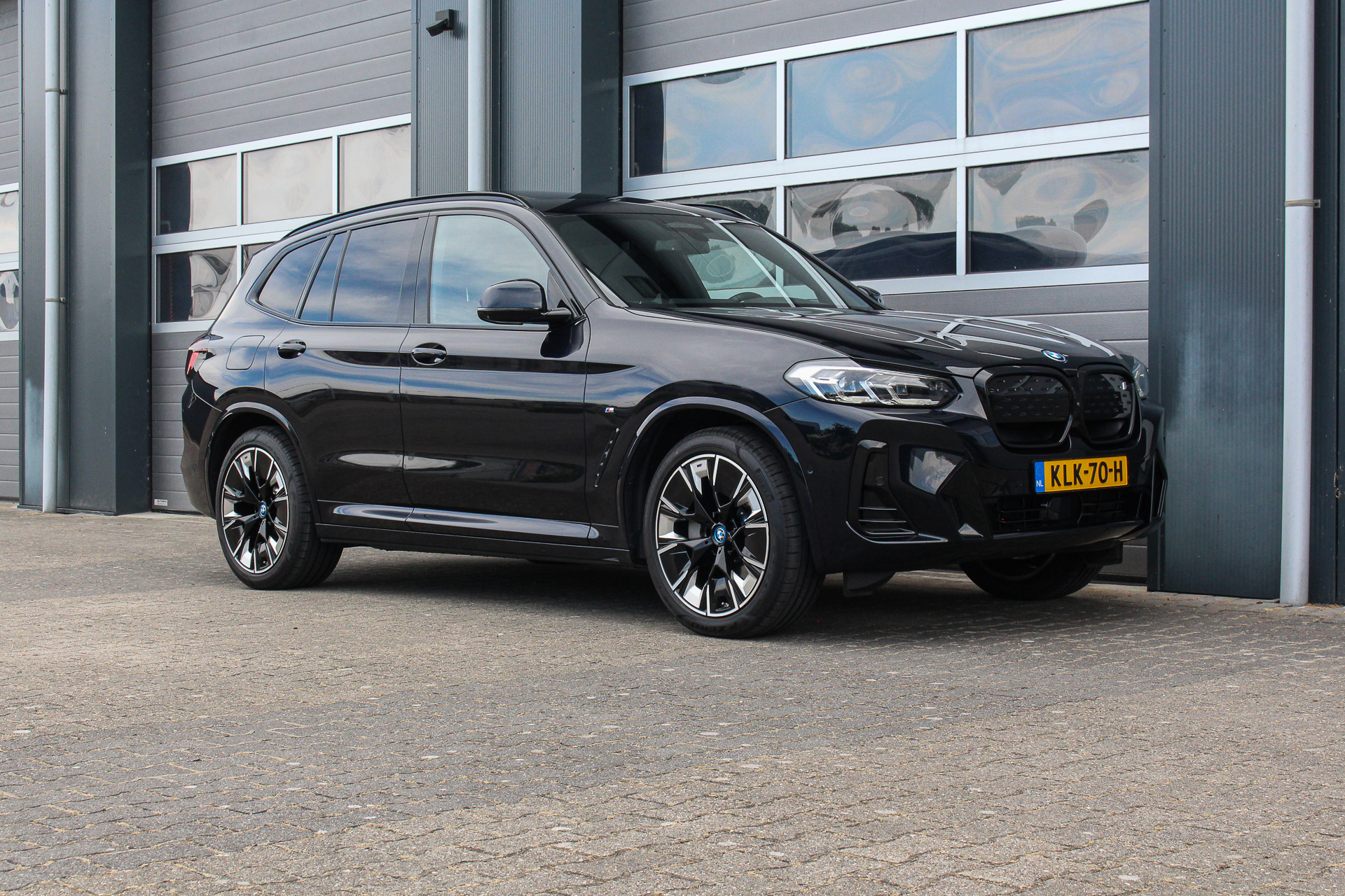 Foto van BMW Ix3
