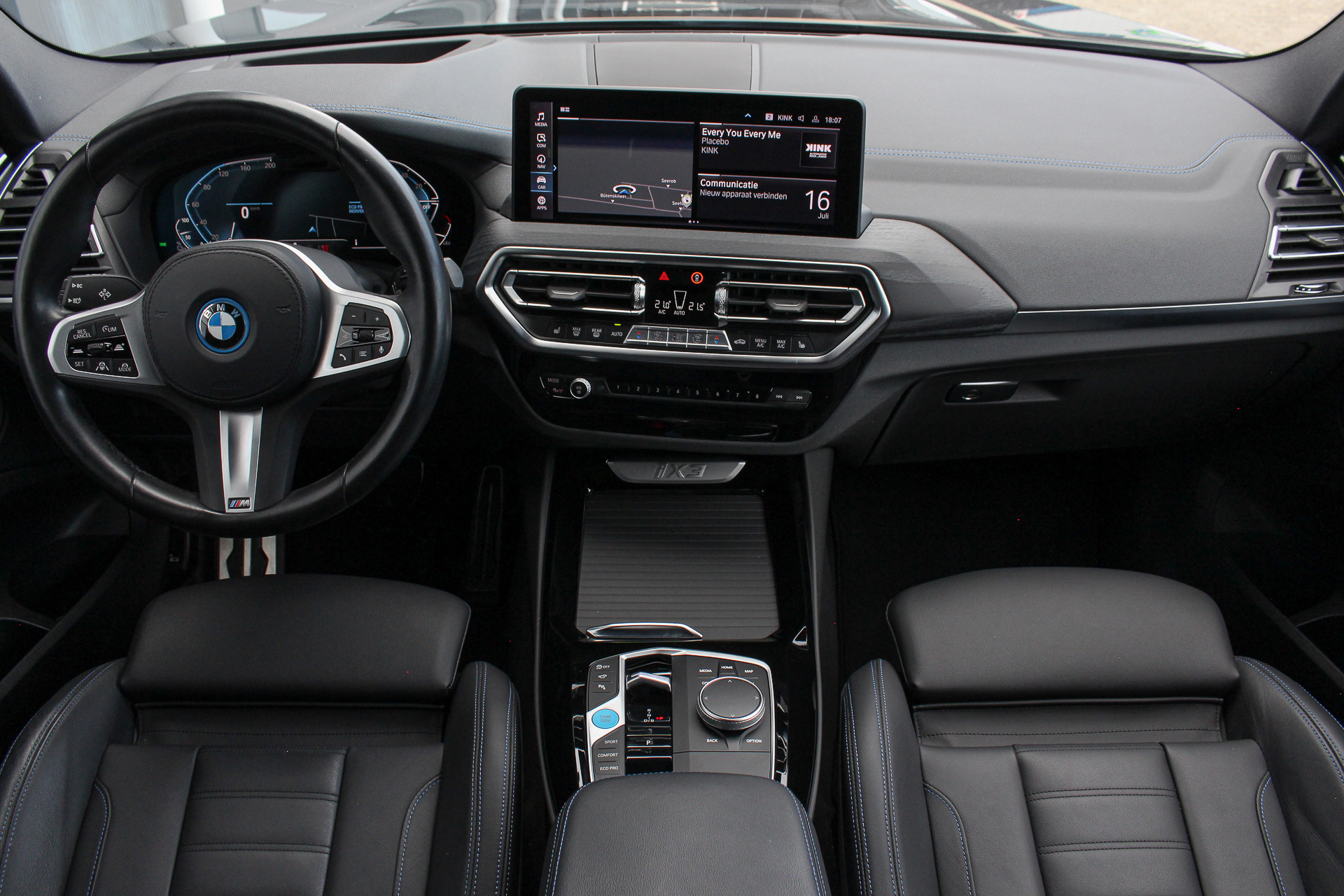 Foto van BMW Ix3