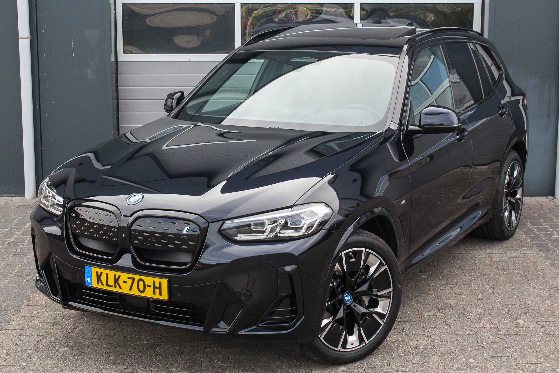 Foto van BMW Ix3