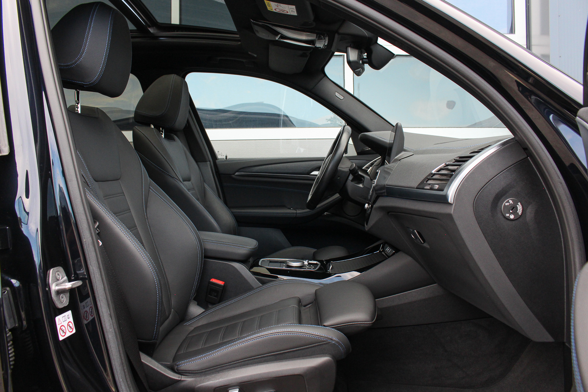 Foto van BMW Ix3