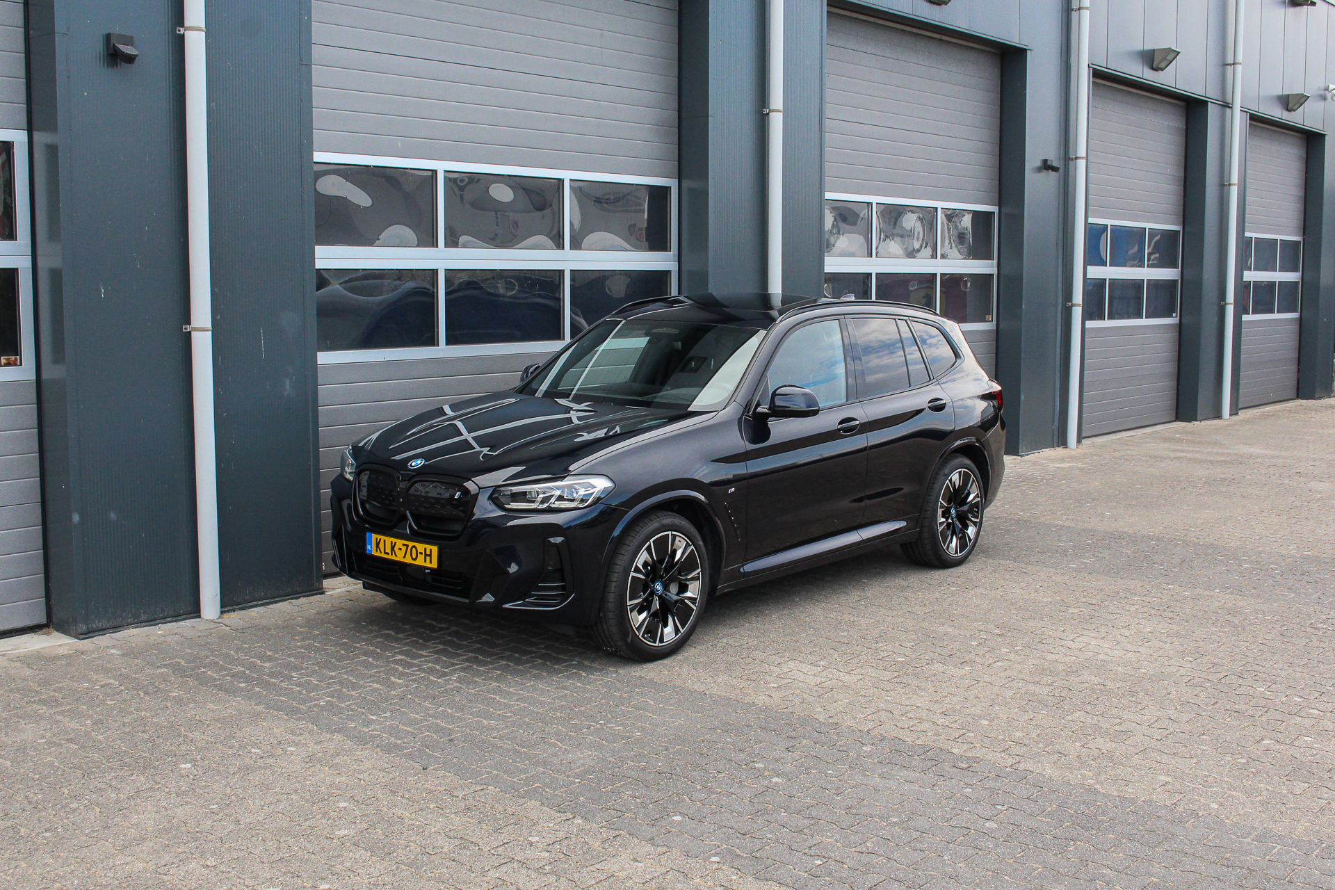 Foto van BMW Ix3