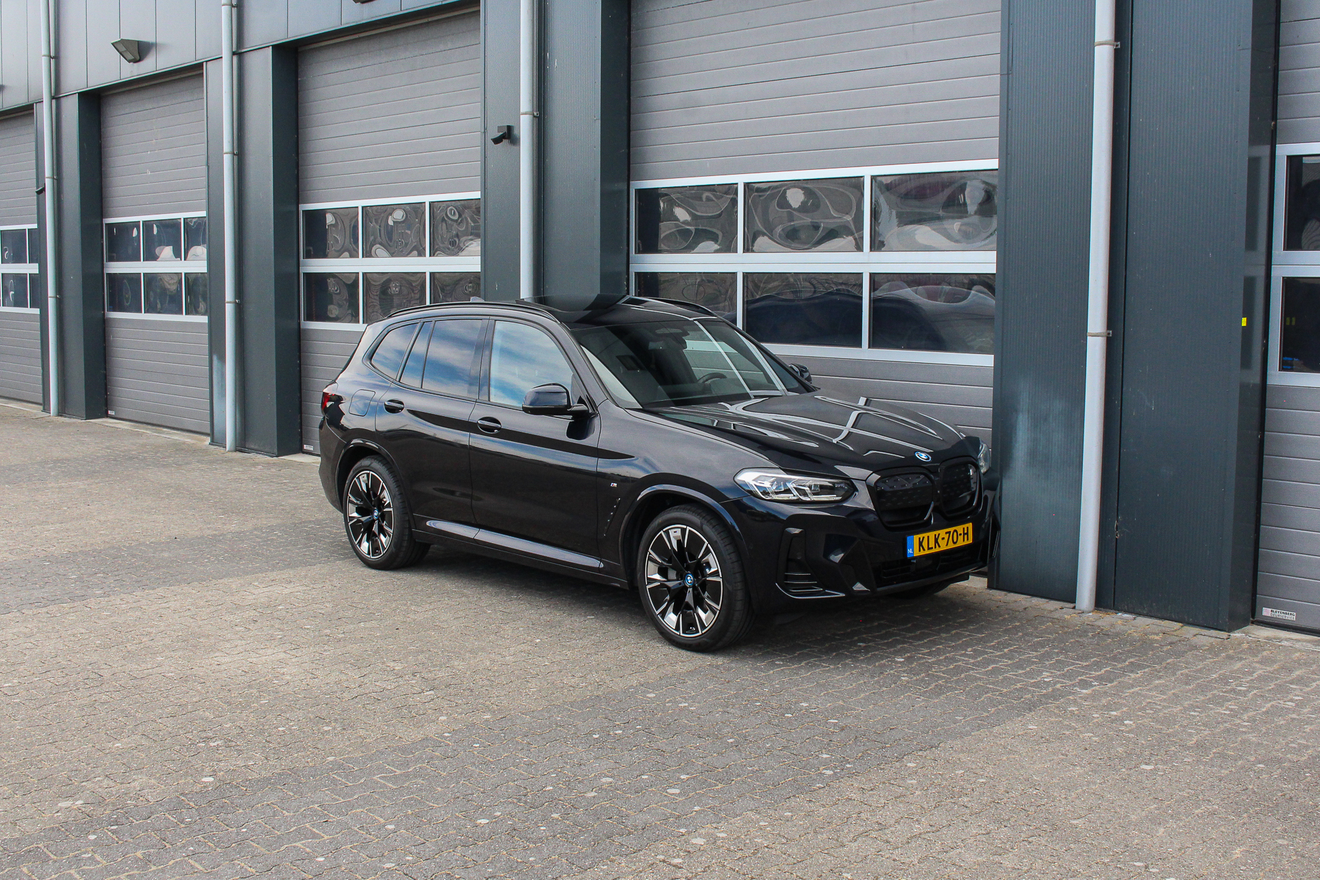 Foto van BMW Ix3